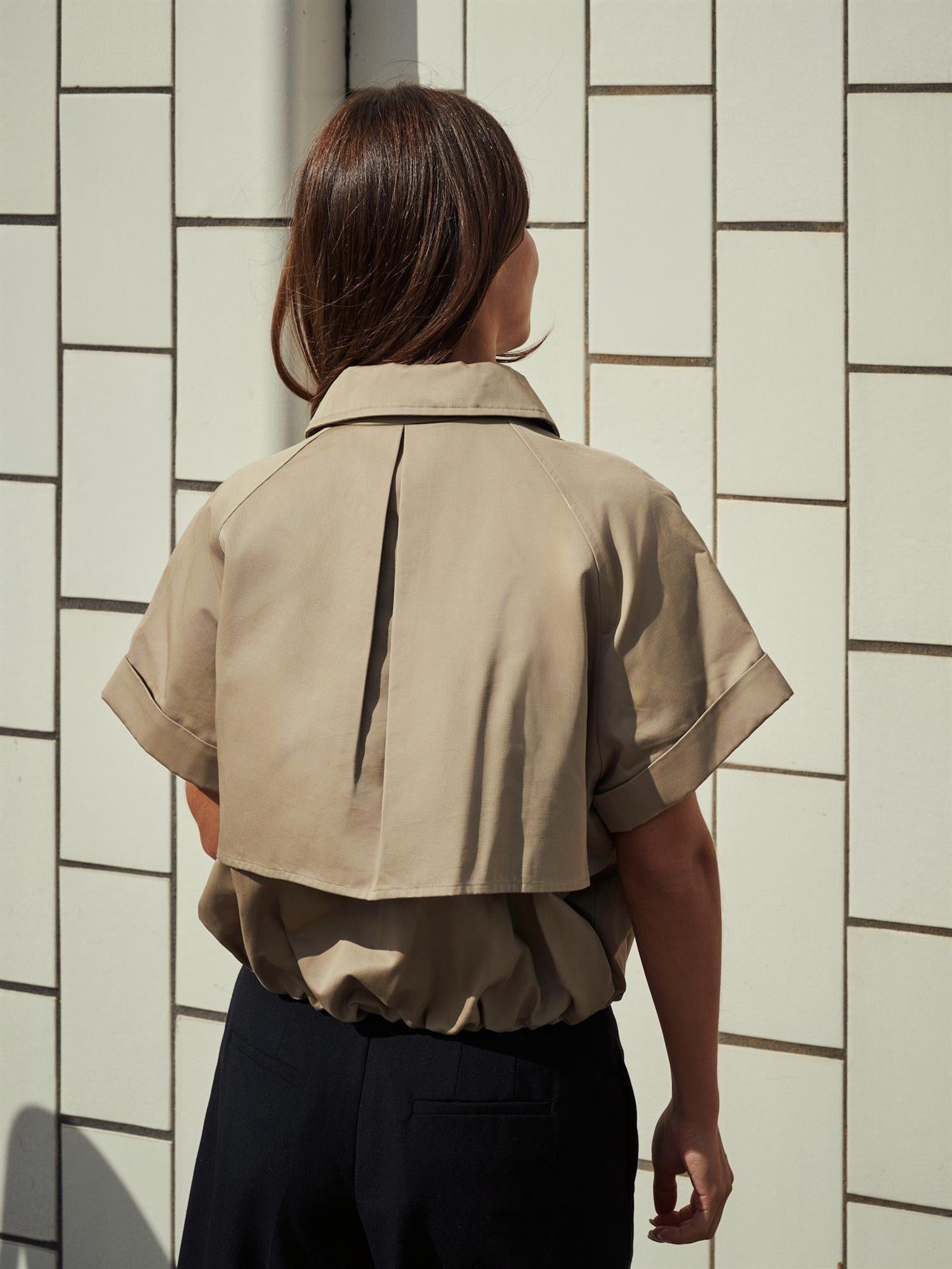 Lisha Tretch Vest Taupe