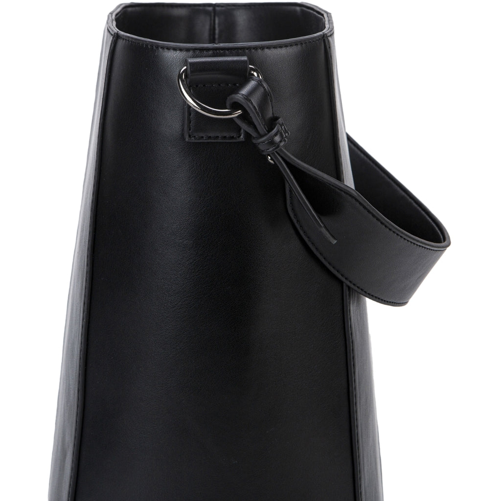 Casset Soft Structure Black