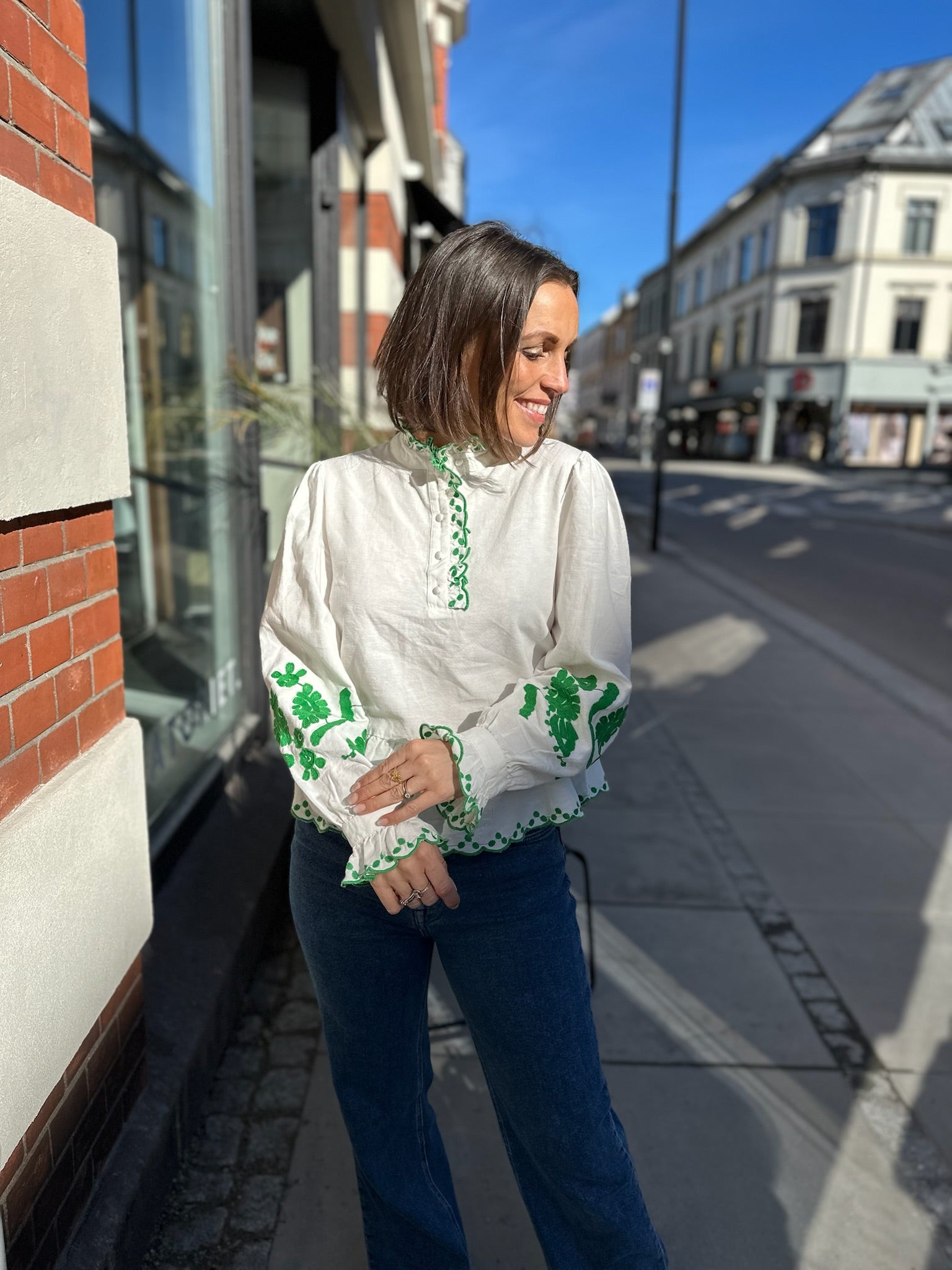 YASBRIMU Top Star White Bright Green Embroidery