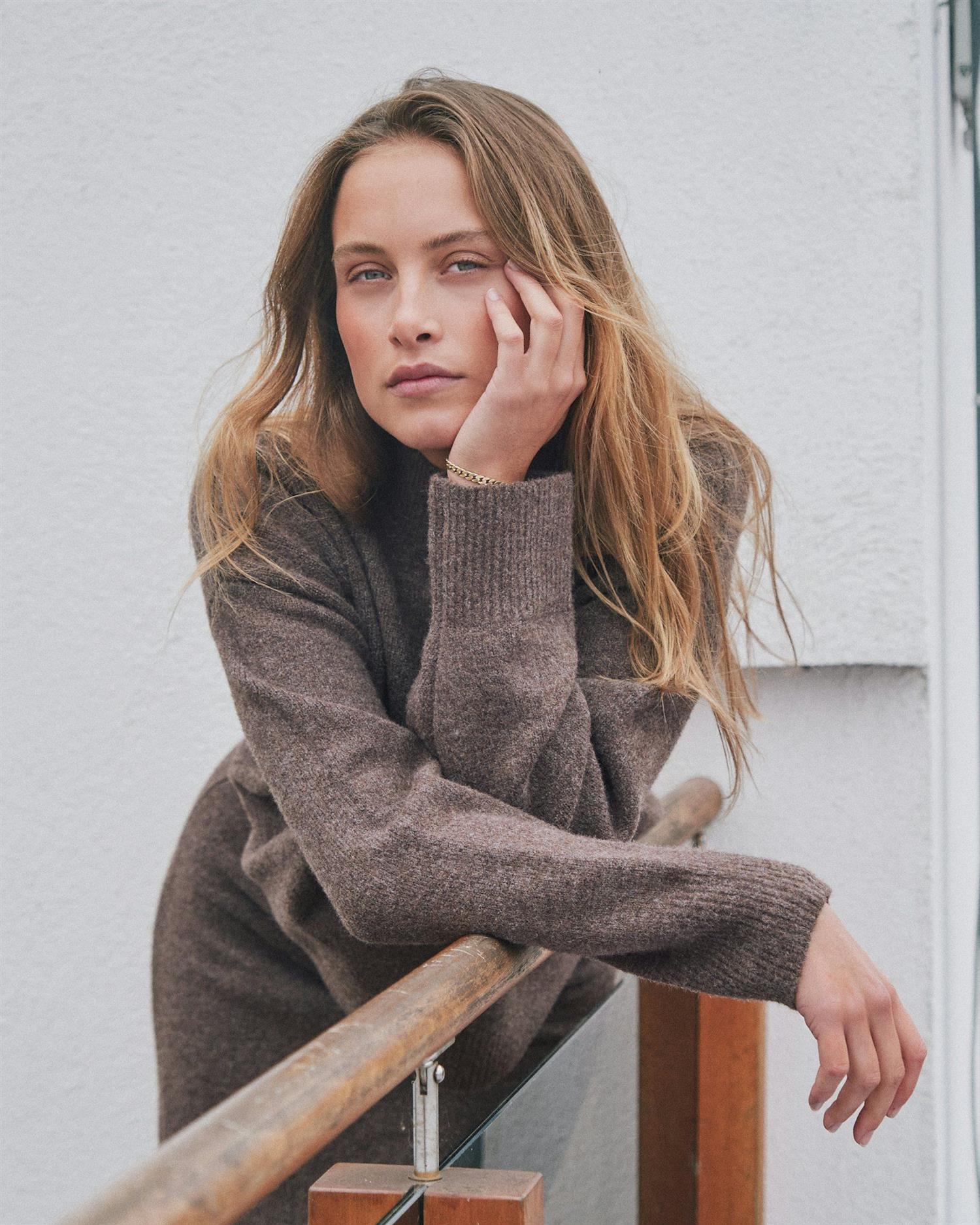 Paulina Knit Blouse Dark Brown