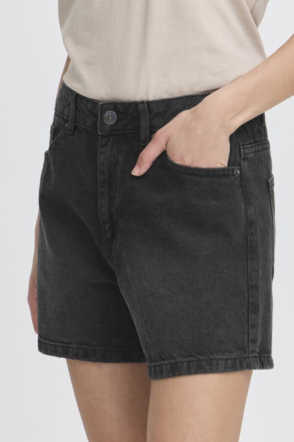 Aveny Shorts Washed Black