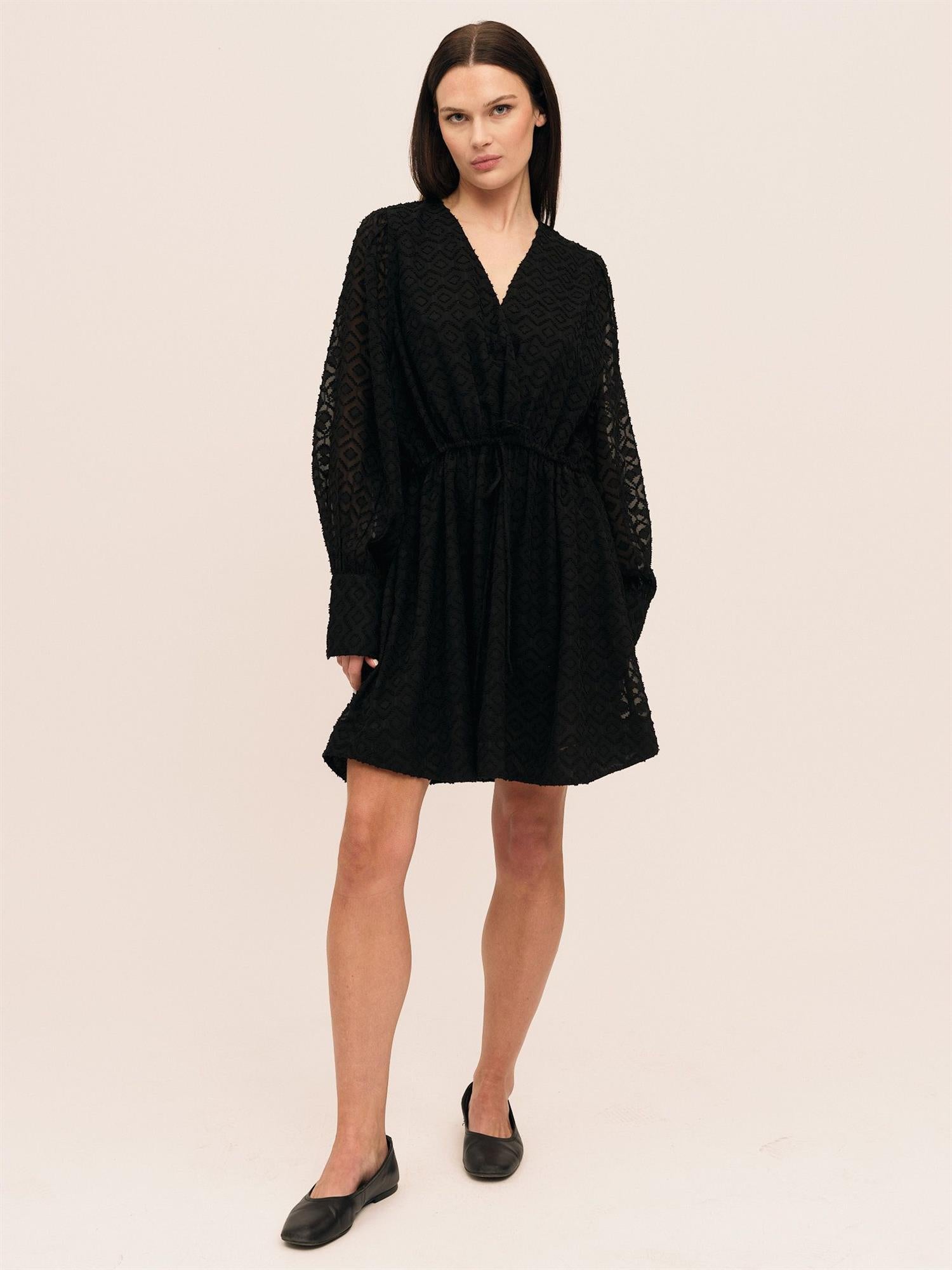 Mimosa Short Dress Black