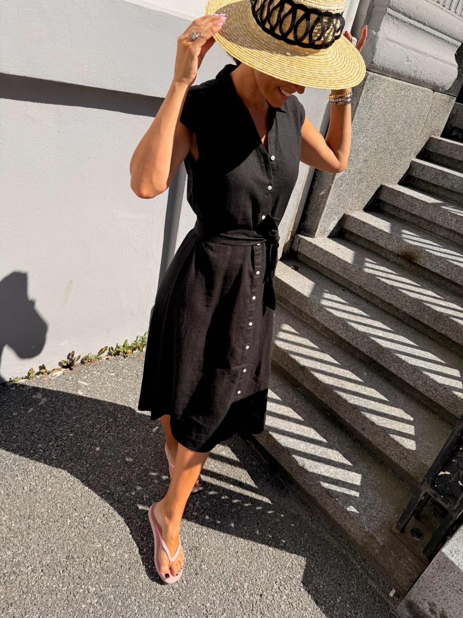 Linno Dress Black