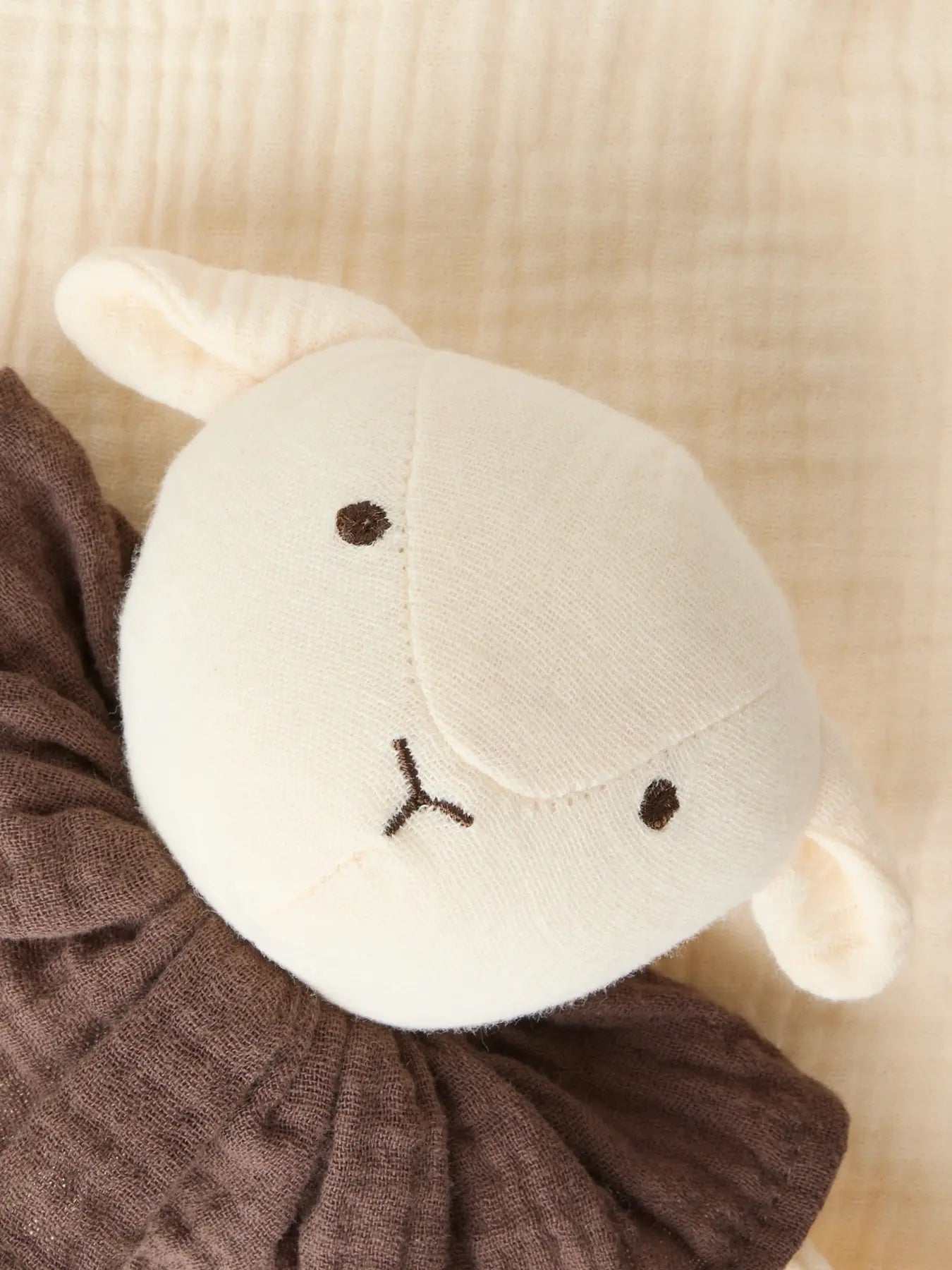 Noa Sheep Cuddle Cloth Turtledove Teak