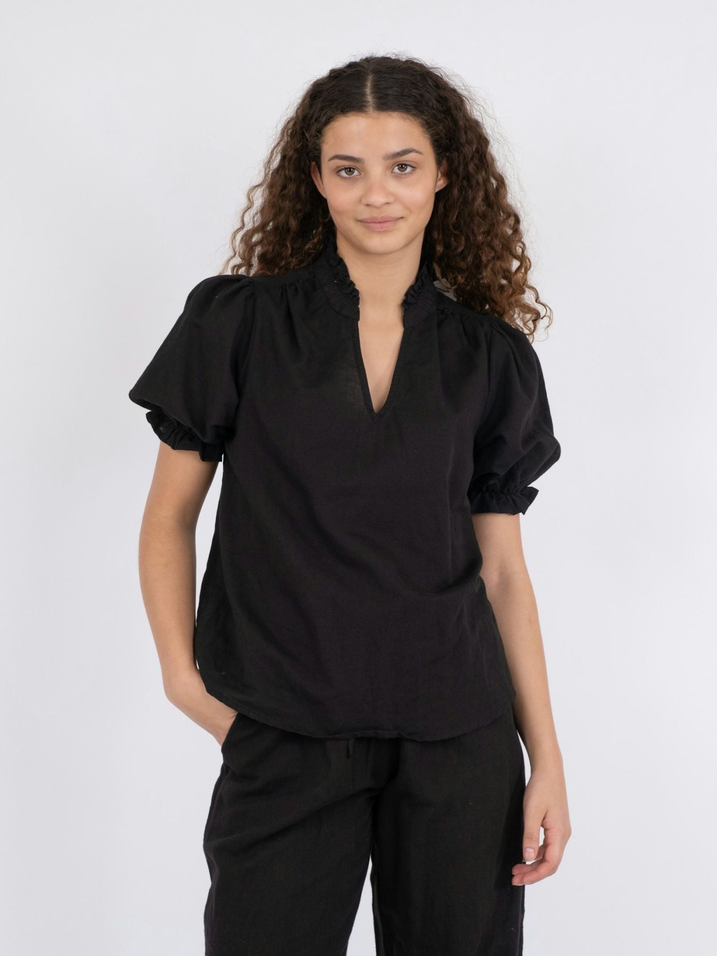 Odesa Linen Blouse Black