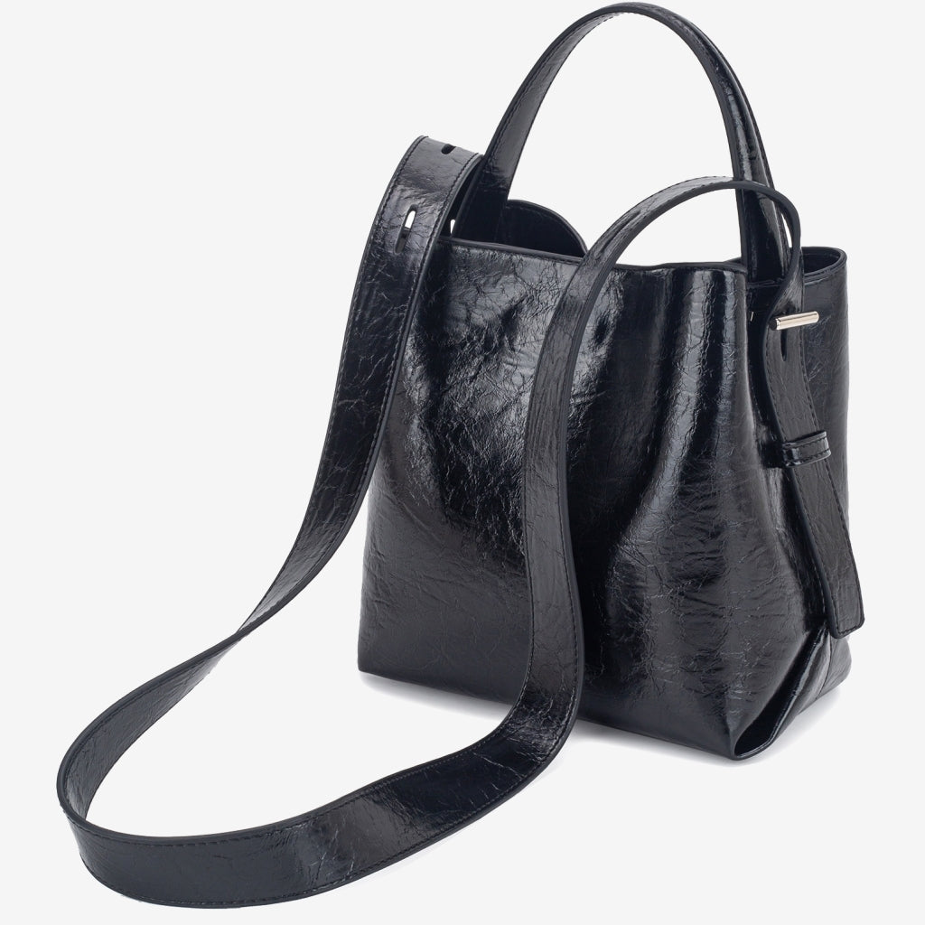 Molly Laquer Black