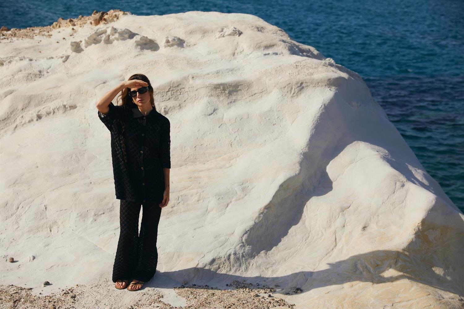 Moa Oversized Knitted Shirt Black