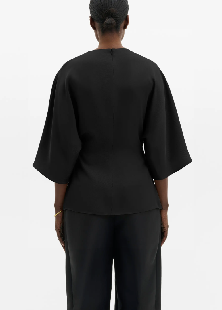 Zilla Brooch Detailed Blouse Black