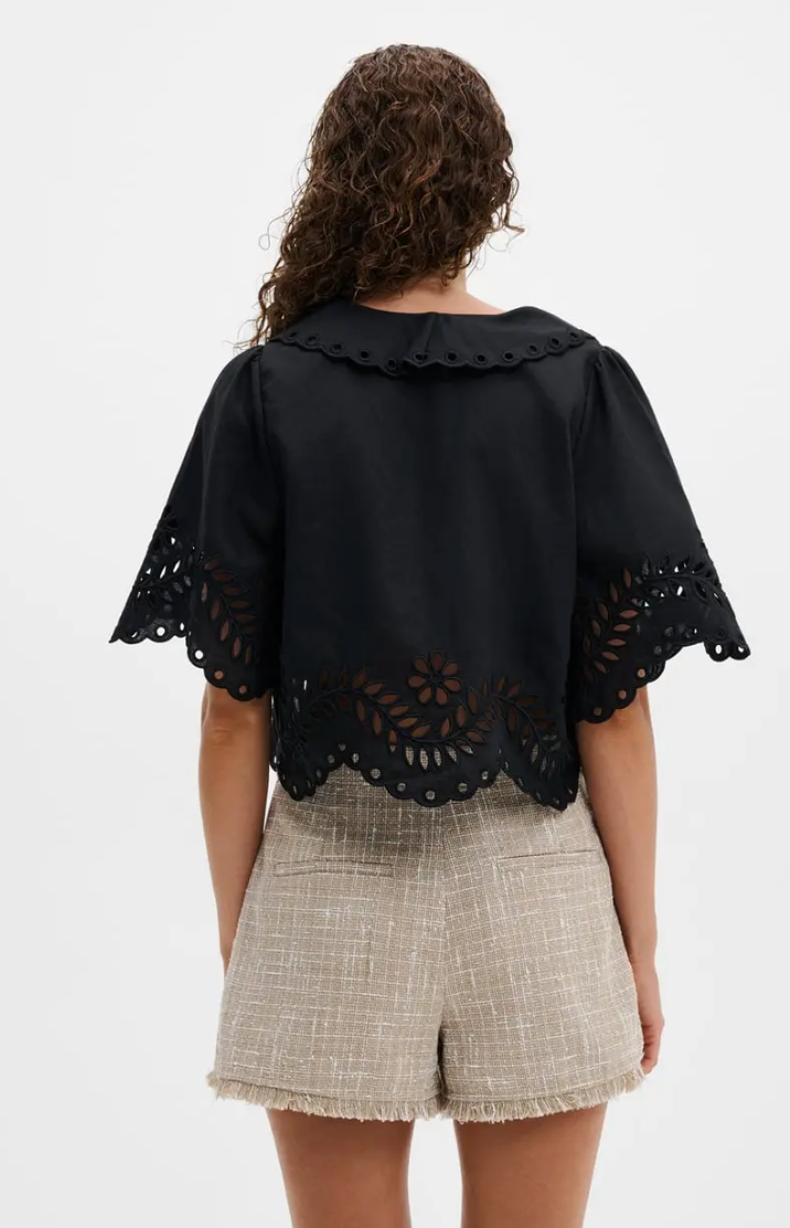 Estela Broderie Anglais Blouse Black