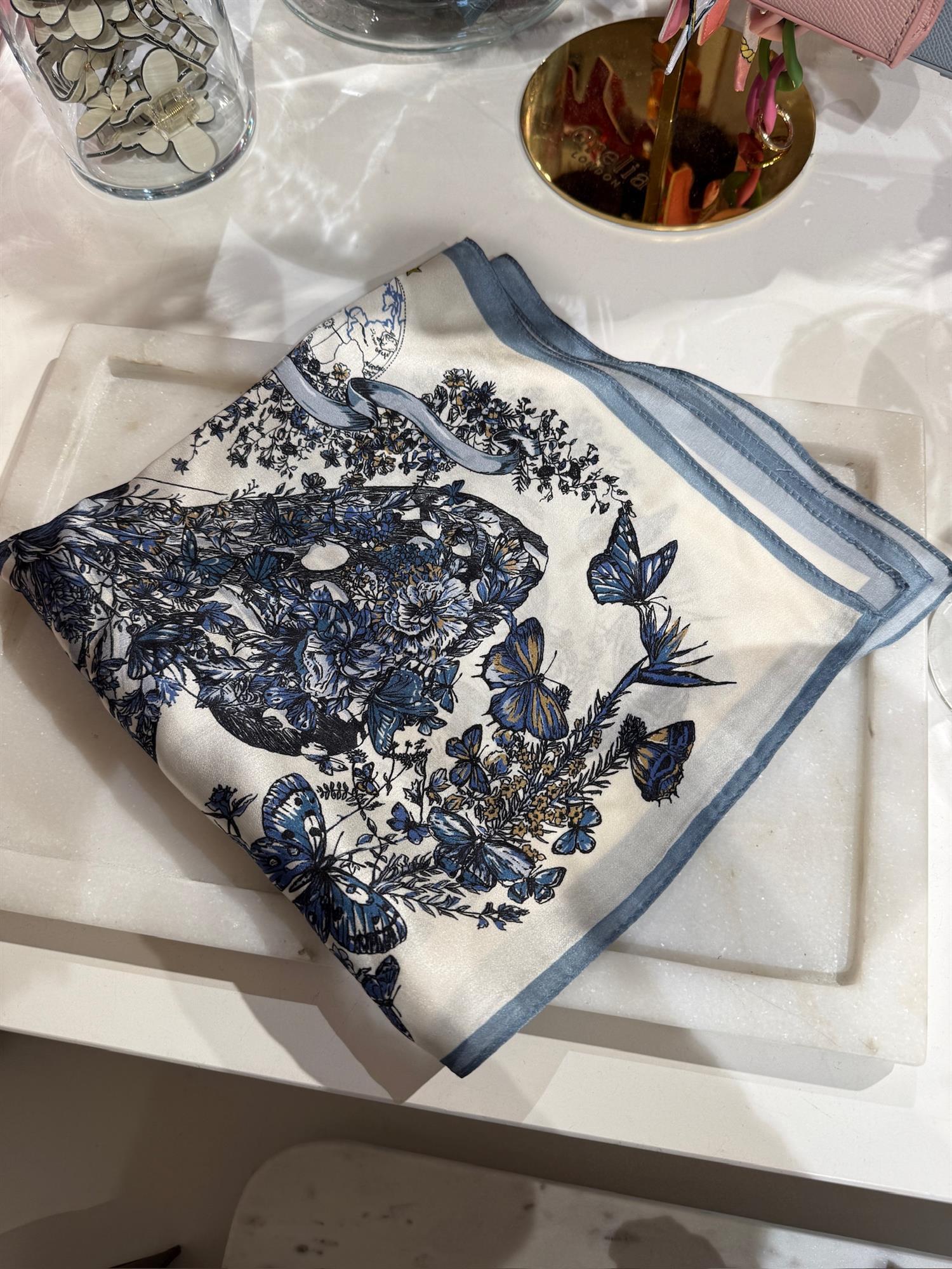 Silkeskjerf Blue Natur #69