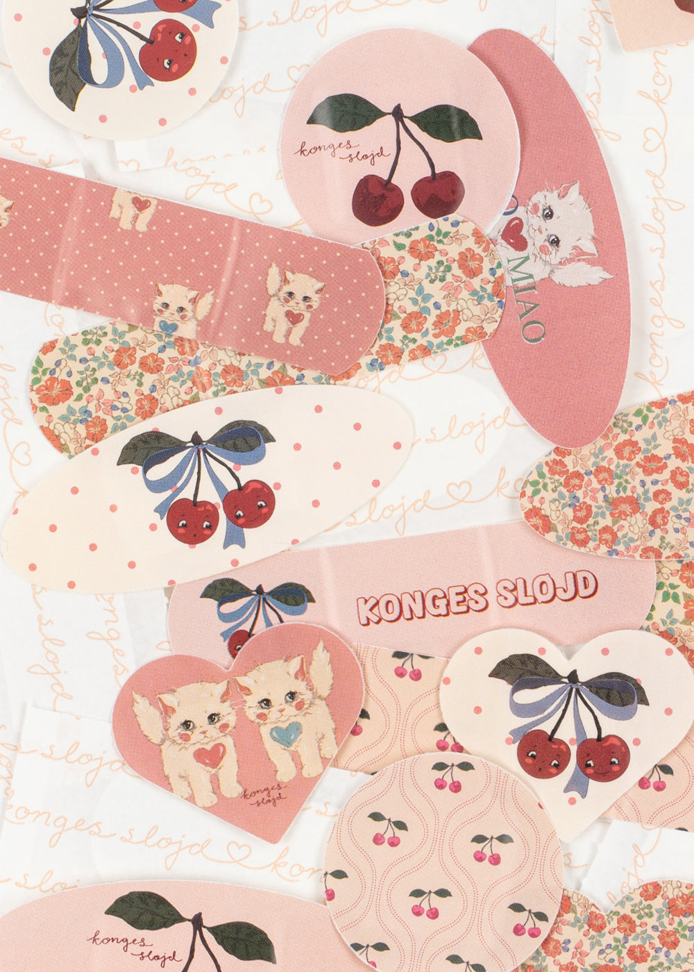 Kiss And Comfort Bandages Cherry