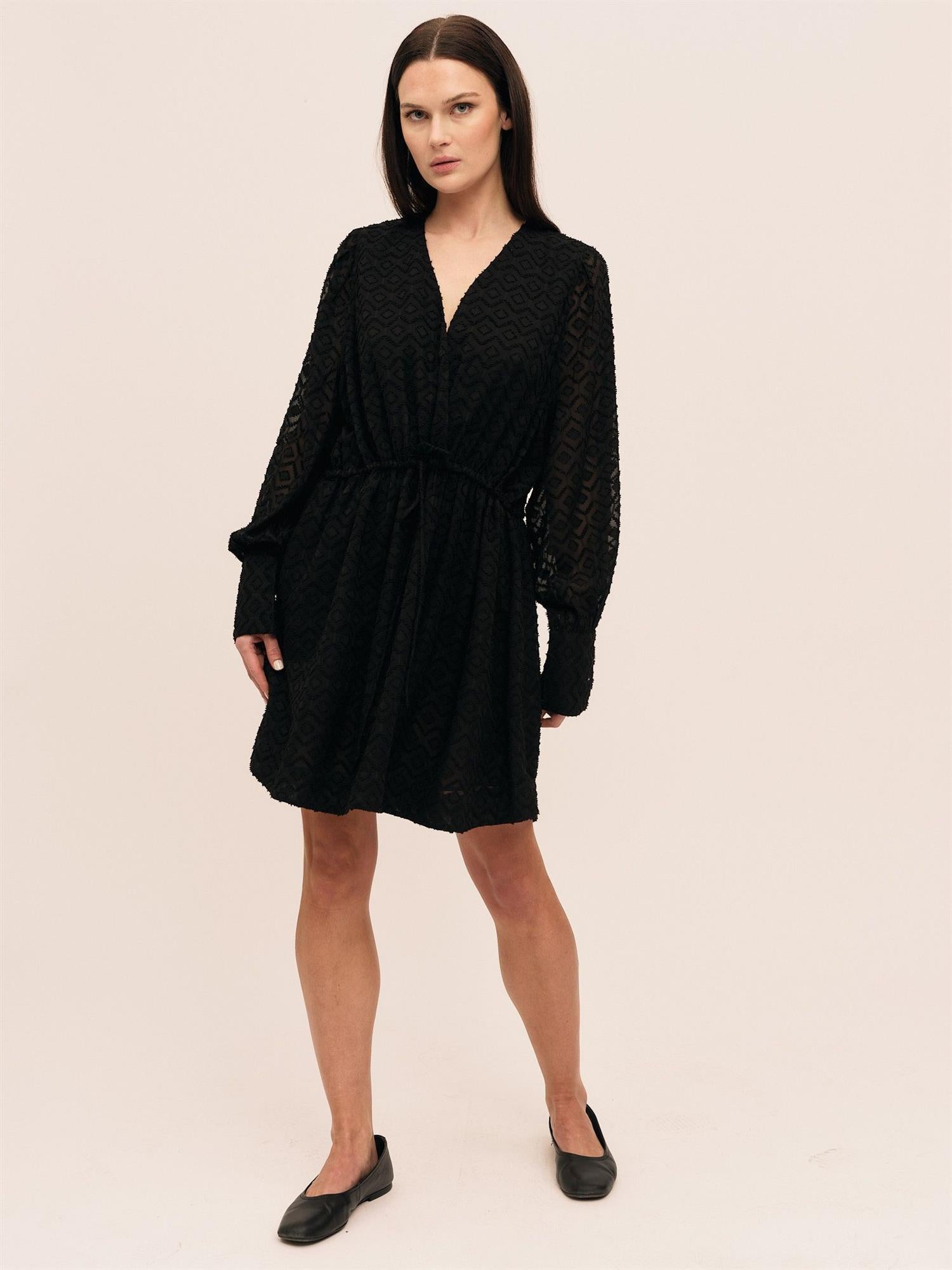 Mimosa Short Dress Black