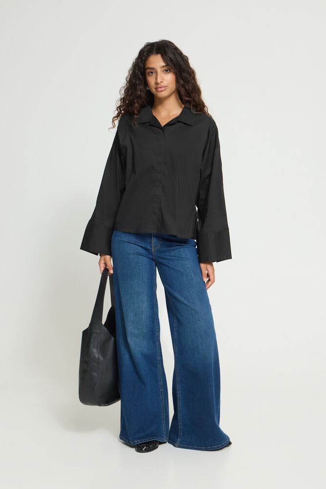 Kaysa Shirt Black