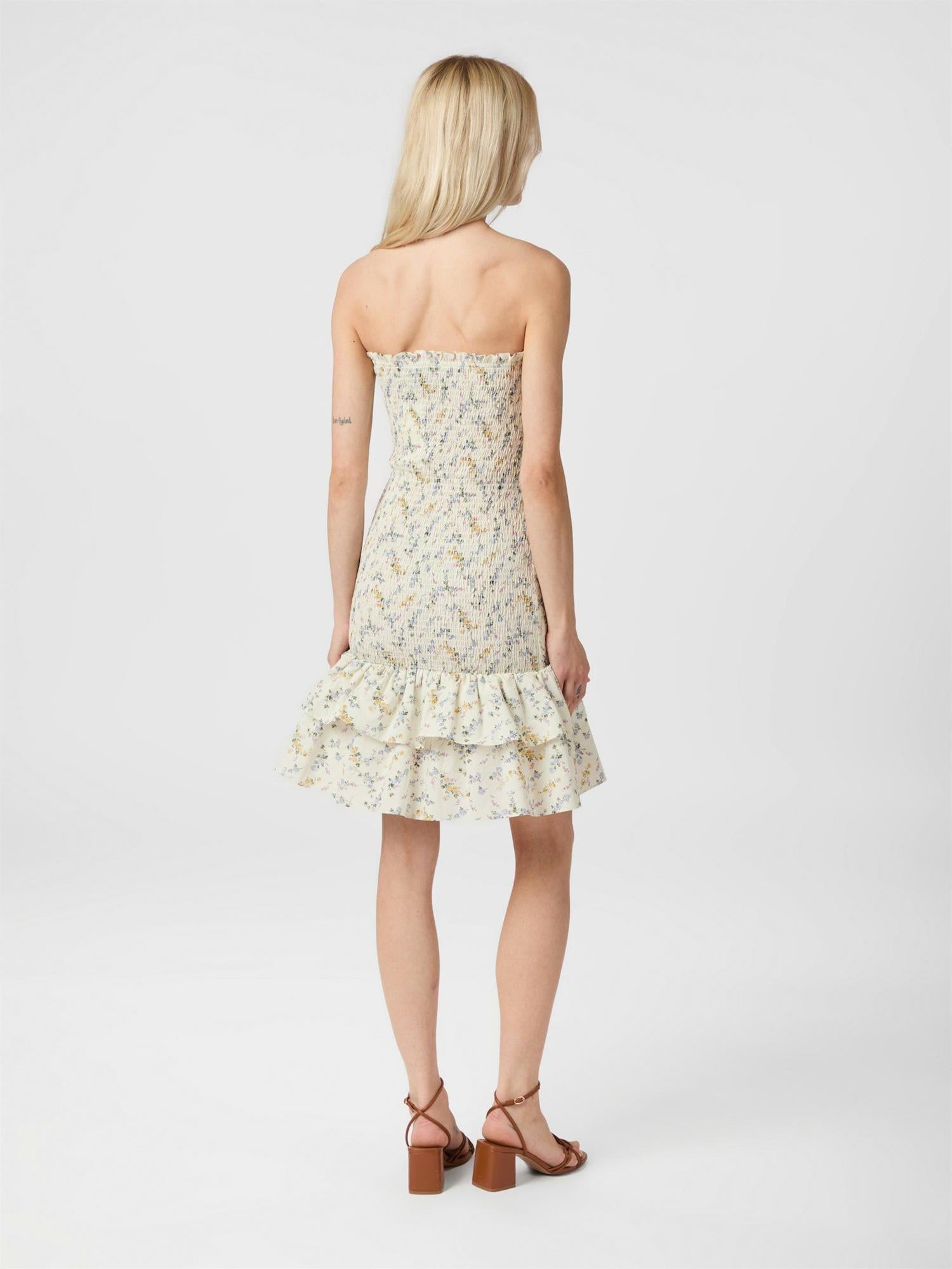 Mikka Smock Print Dress Creme