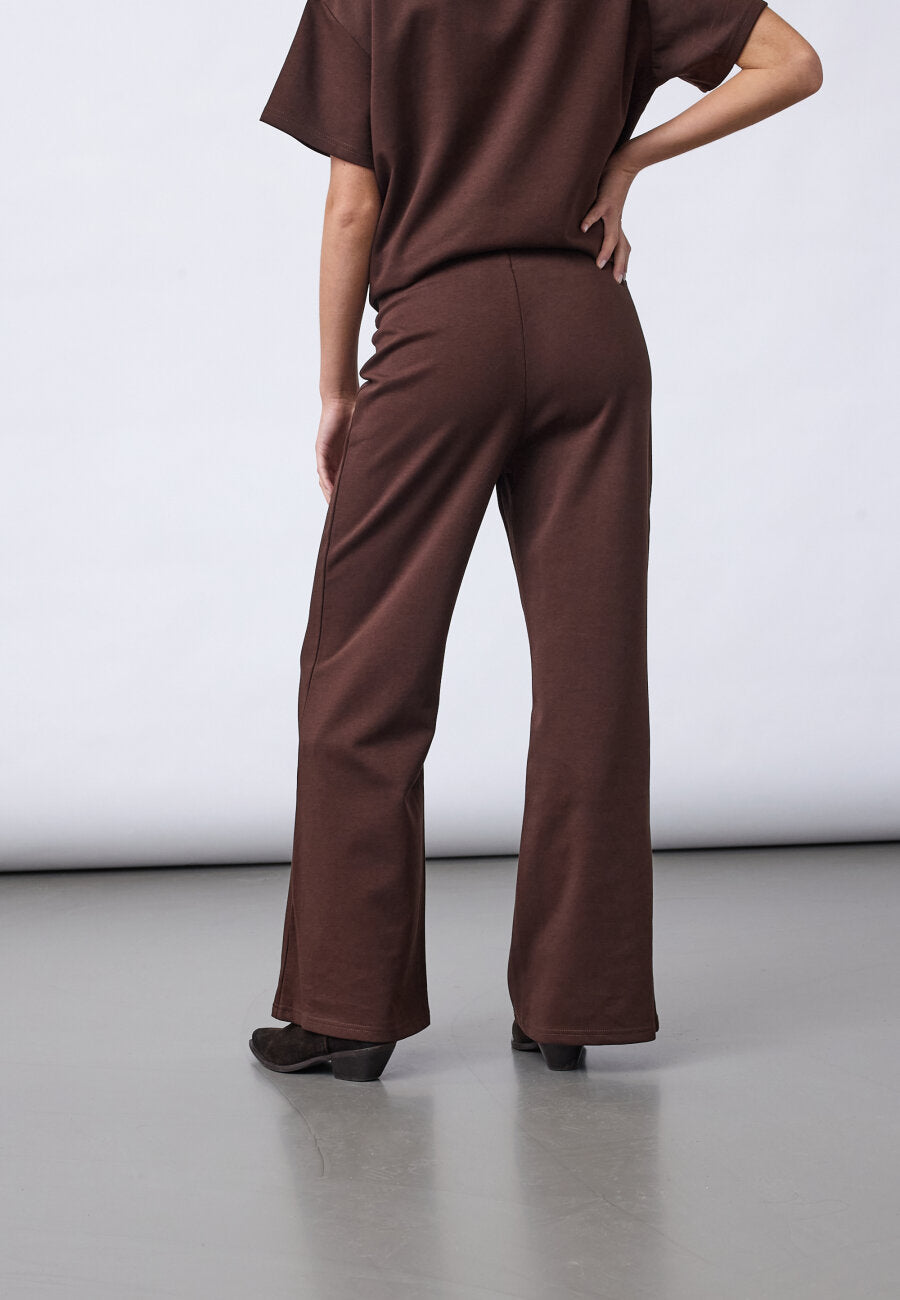 Veda Tshirt Dark Chocaolte