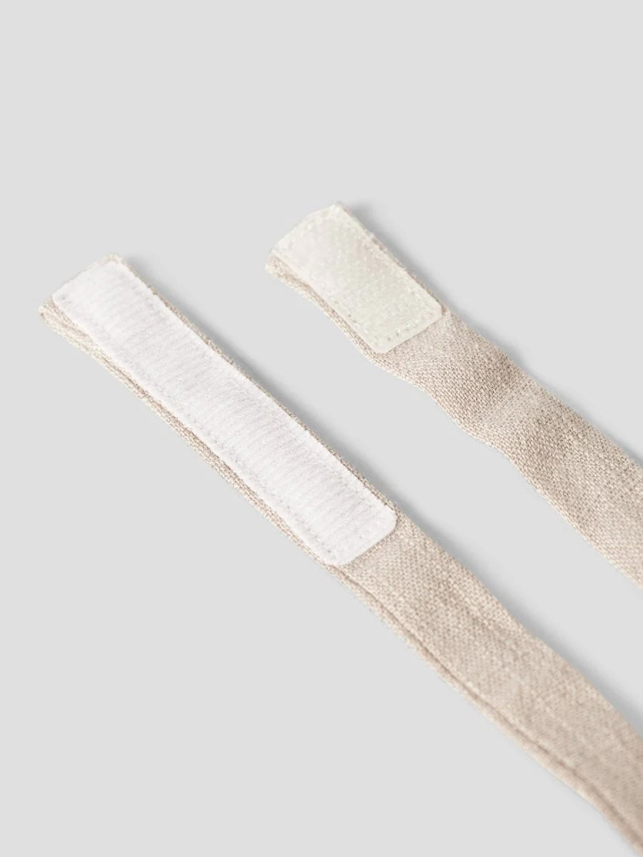 Freddie Bowtie Feather Gray