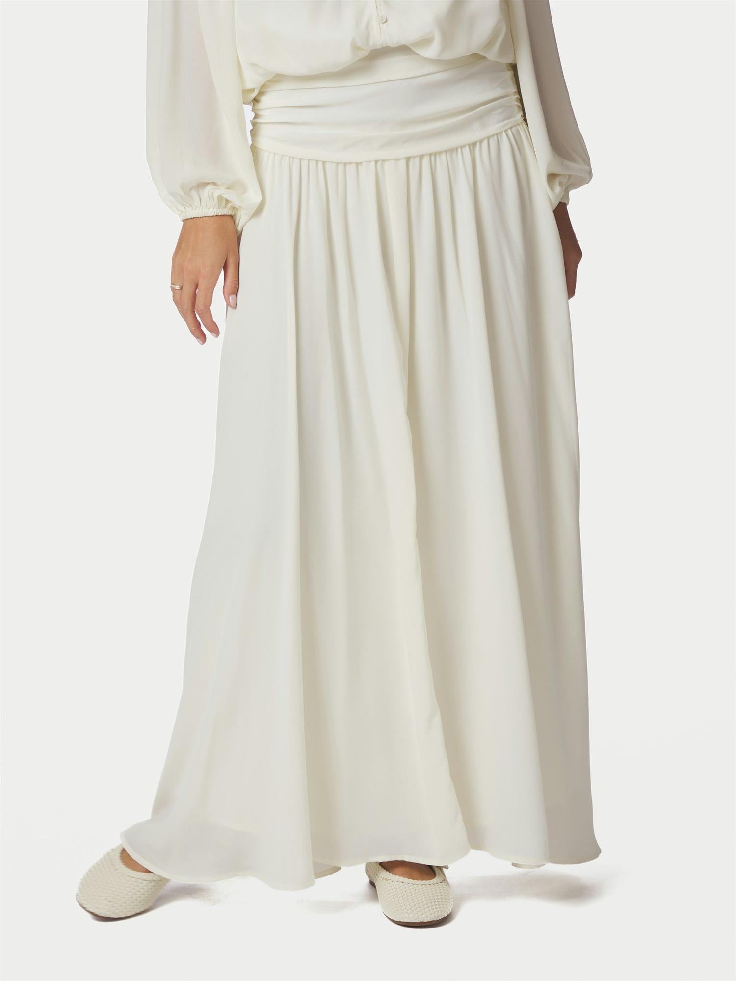 Morien Woven Maxi Skirt Off White