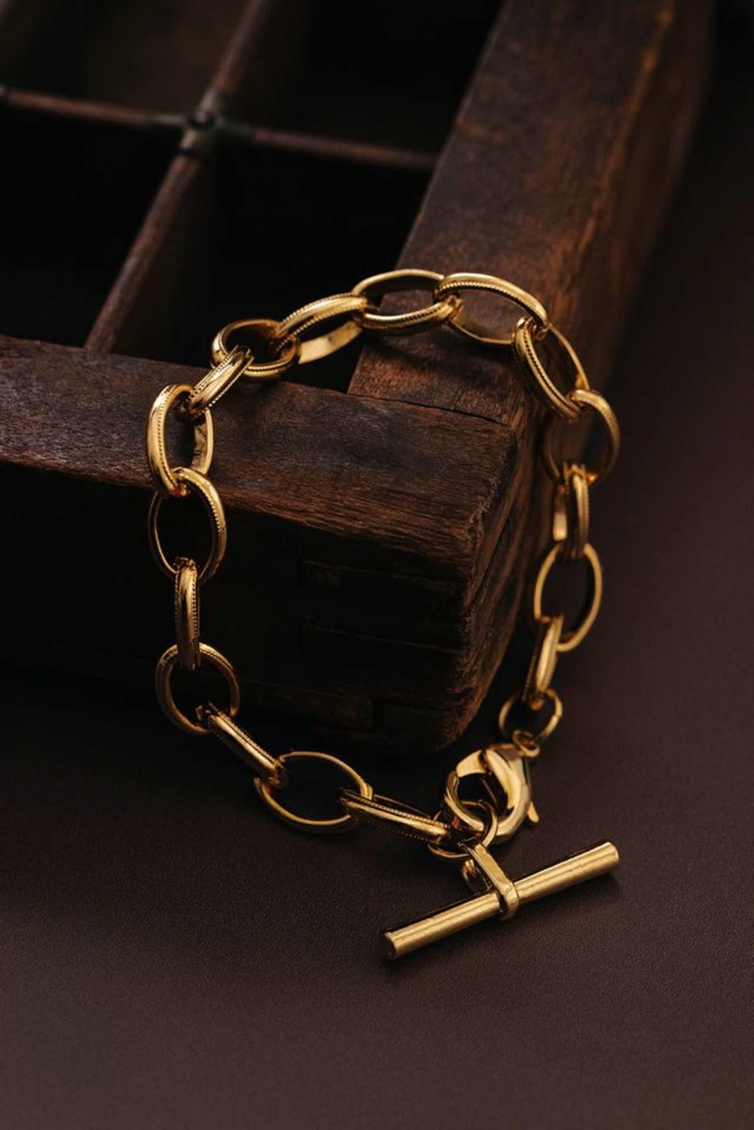 Oval Link T-Bar Drop Braclet Pale Gold