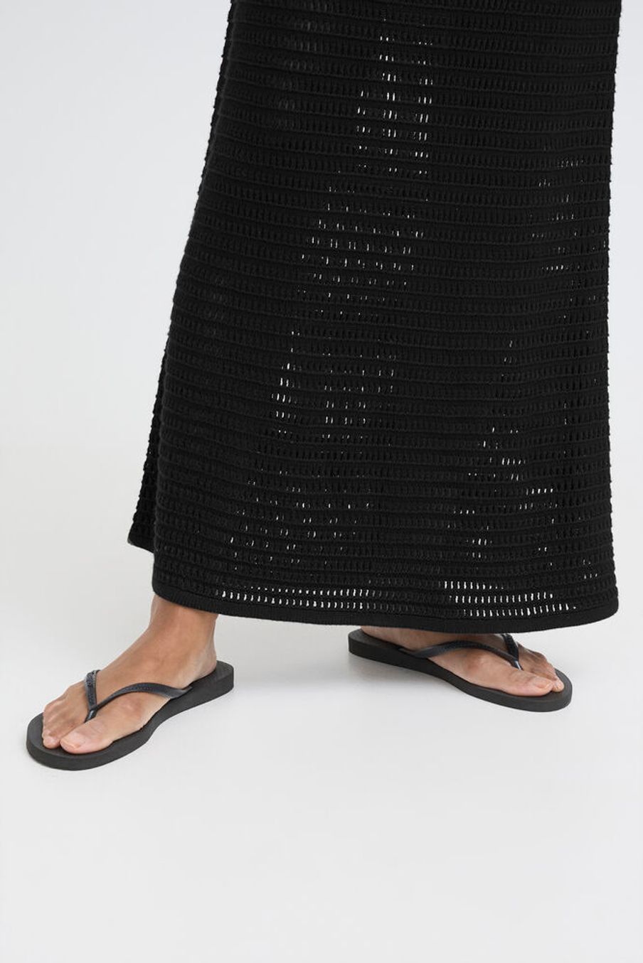 Betues Skirt Black
