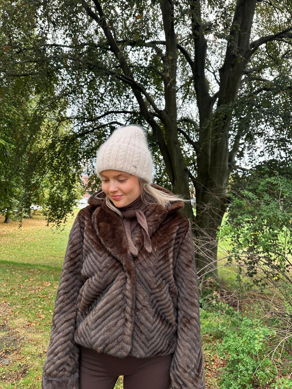 Lue Flettemønster Creme