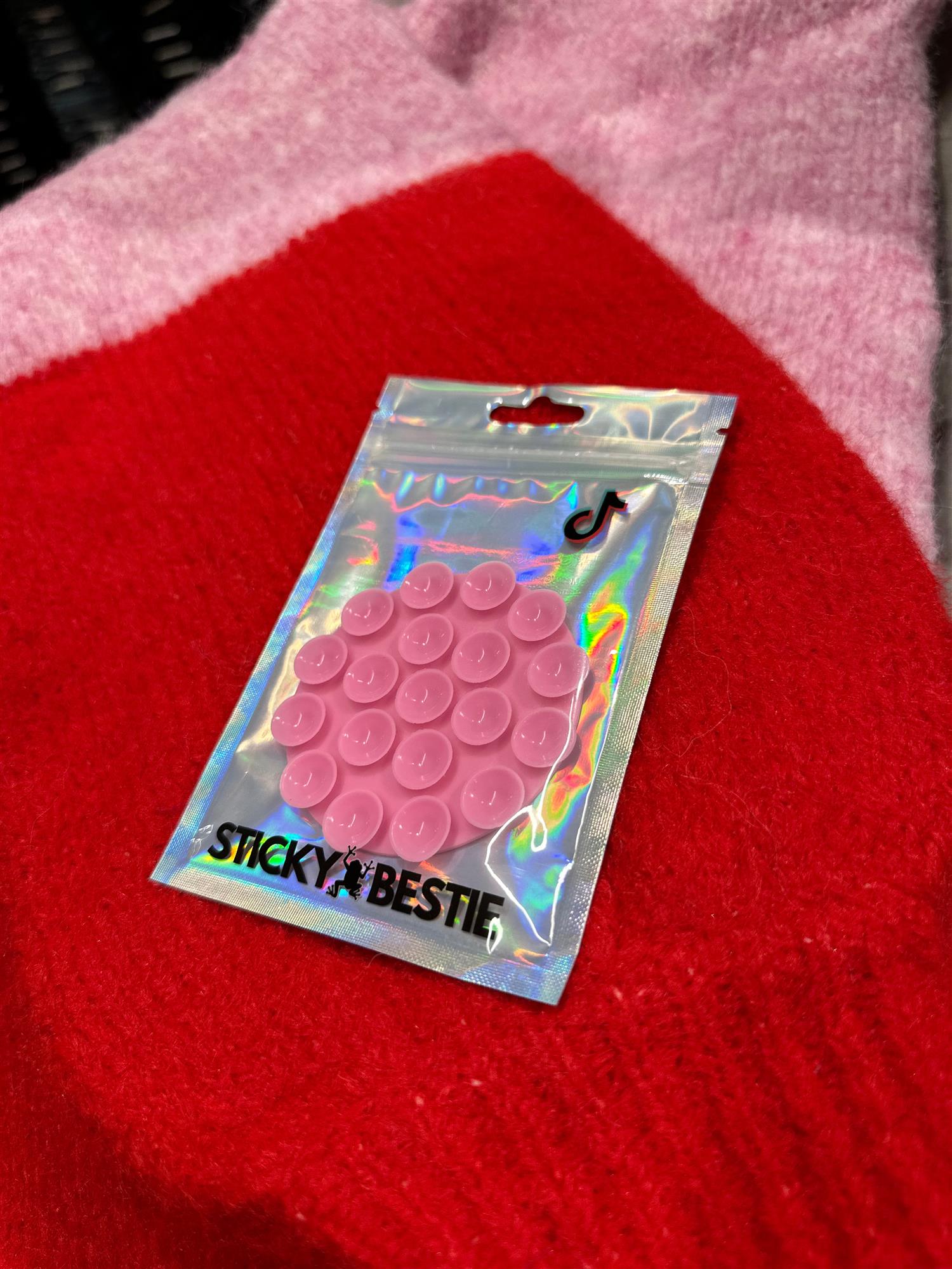 Sticky Bestie Roundie Pink