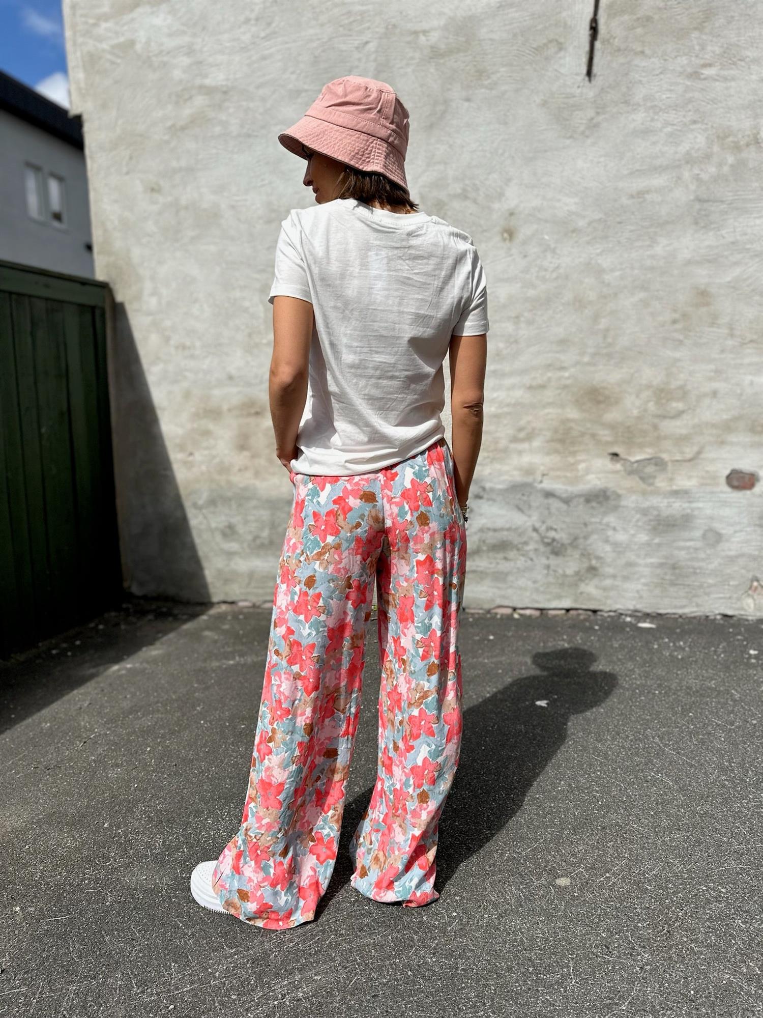 Sanura Pants Multi Flower