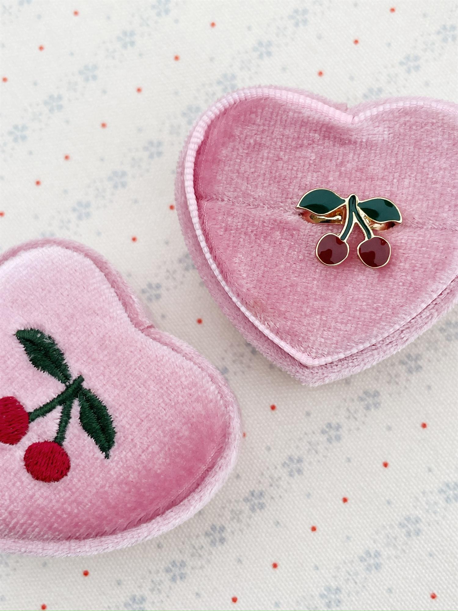 Love Rings Cherry
