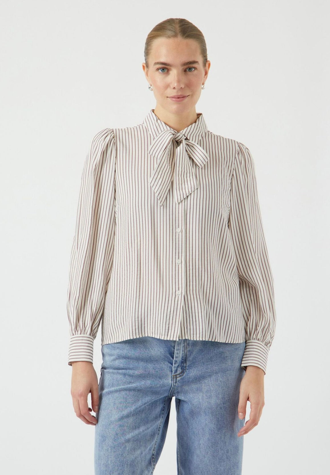 YASPIL Bow Shirt Star White/Deep Taupe