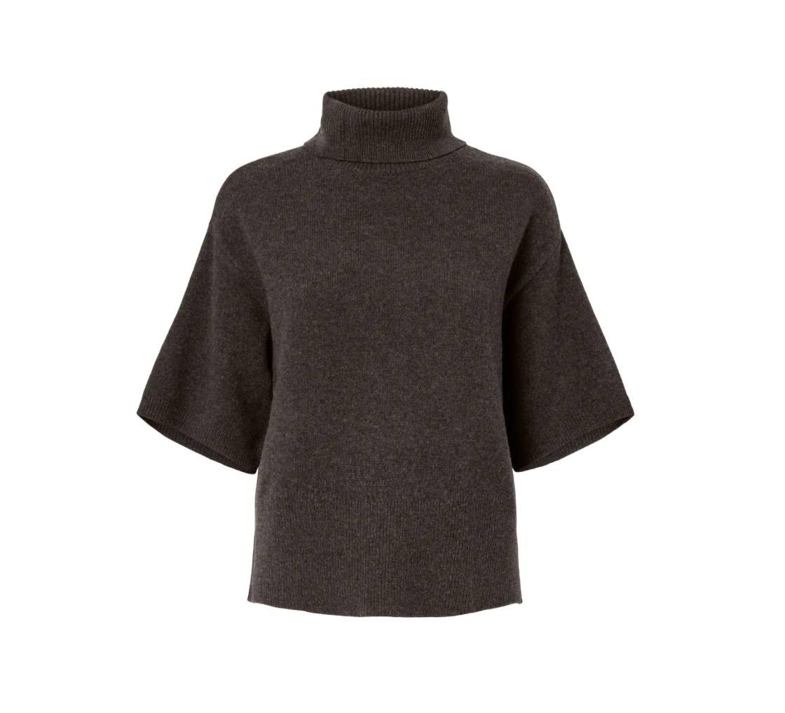 YASEMILIA Wool Knit Pullover Coffee Bean