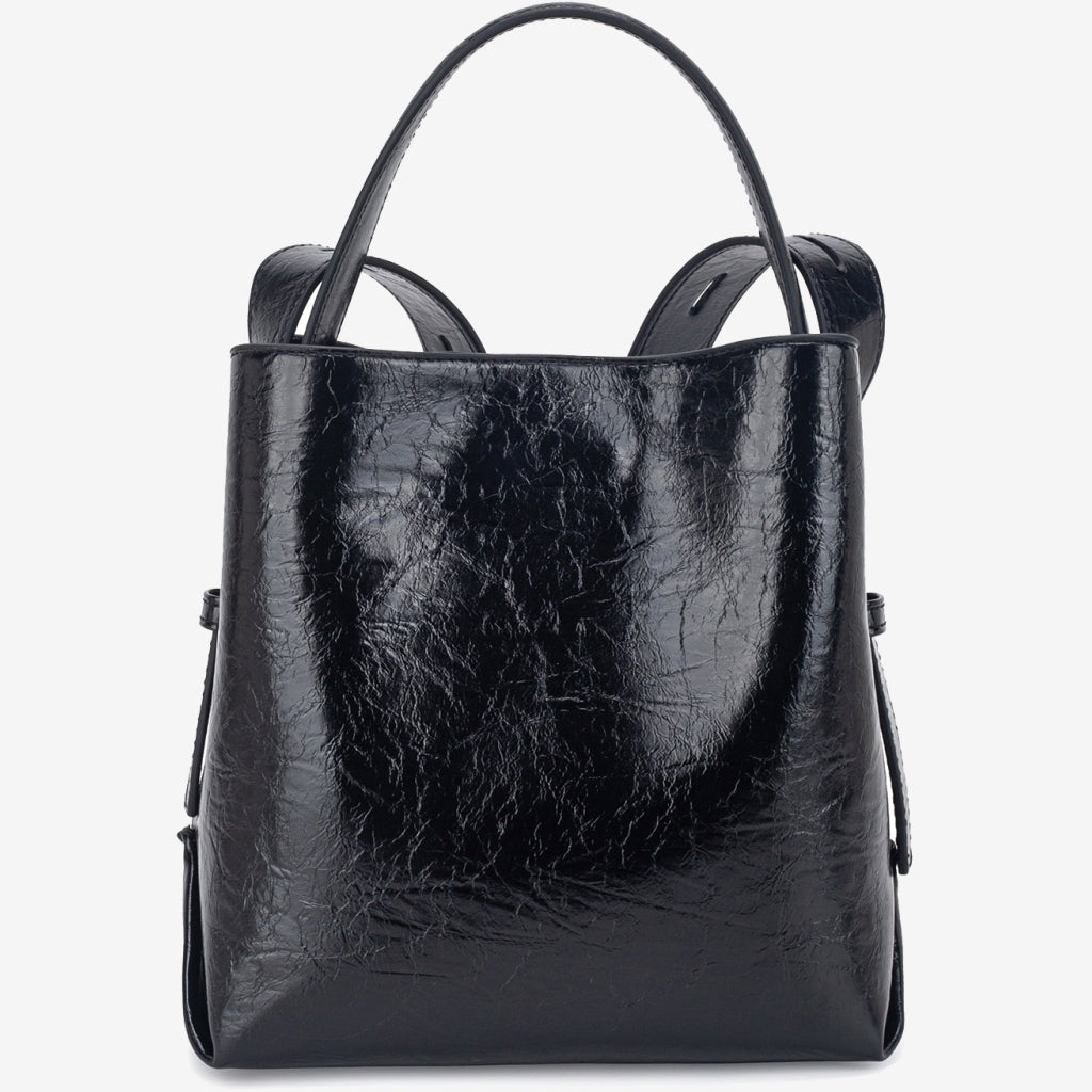 Molly Laquer Black