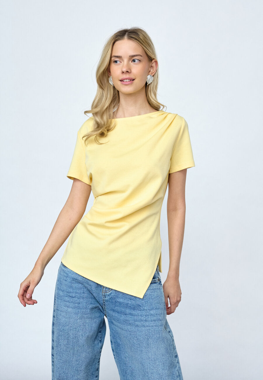 Veda Top Straw