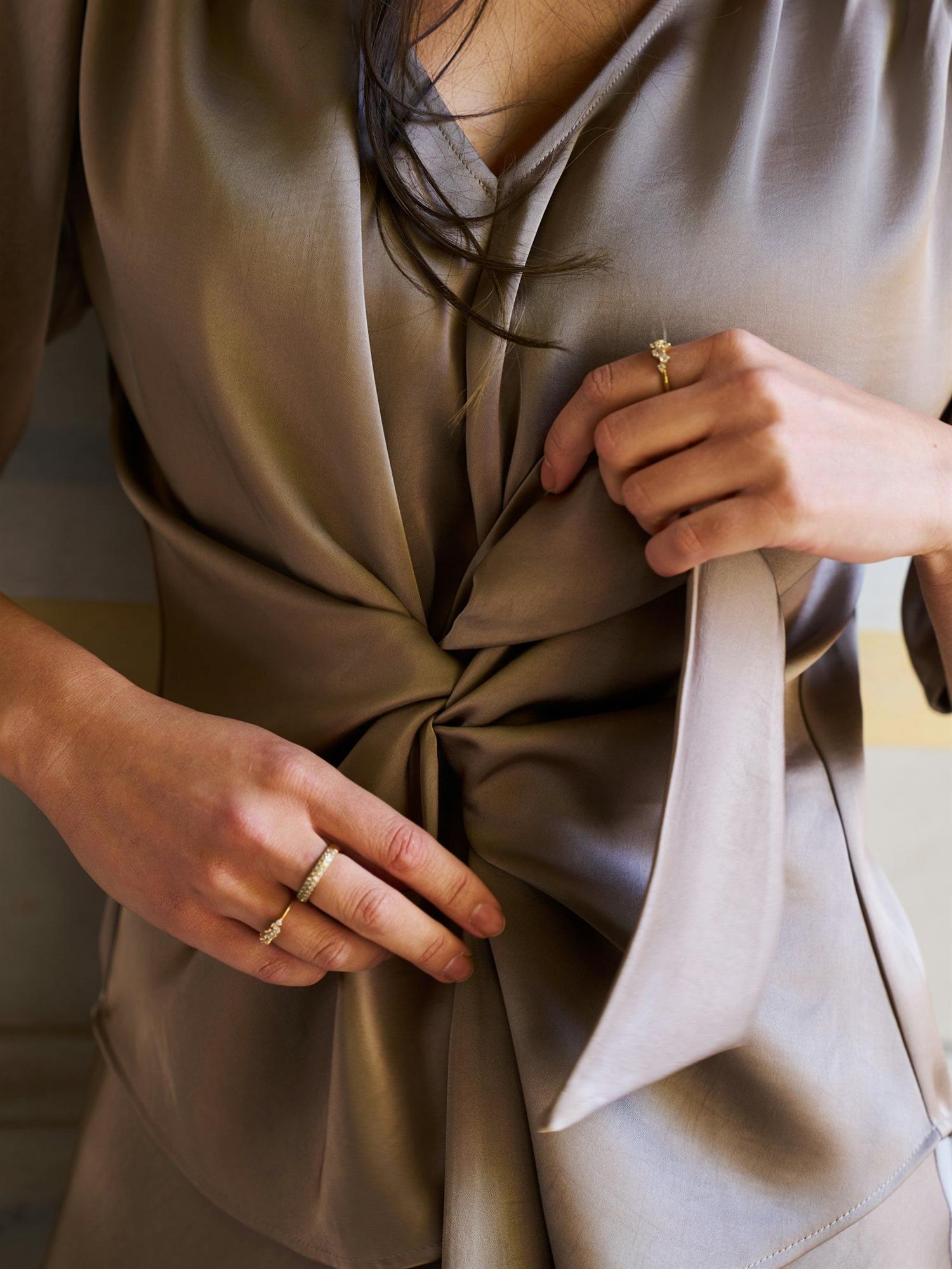 Casadia Heavy Sateen Blouse Dark Taupe