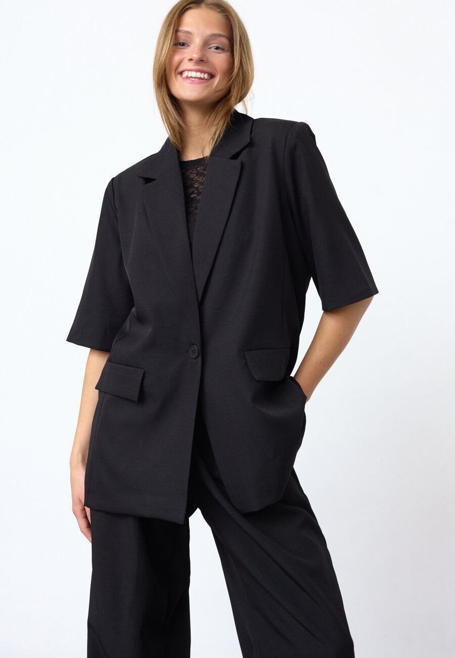 Viksa SS Blazer Black