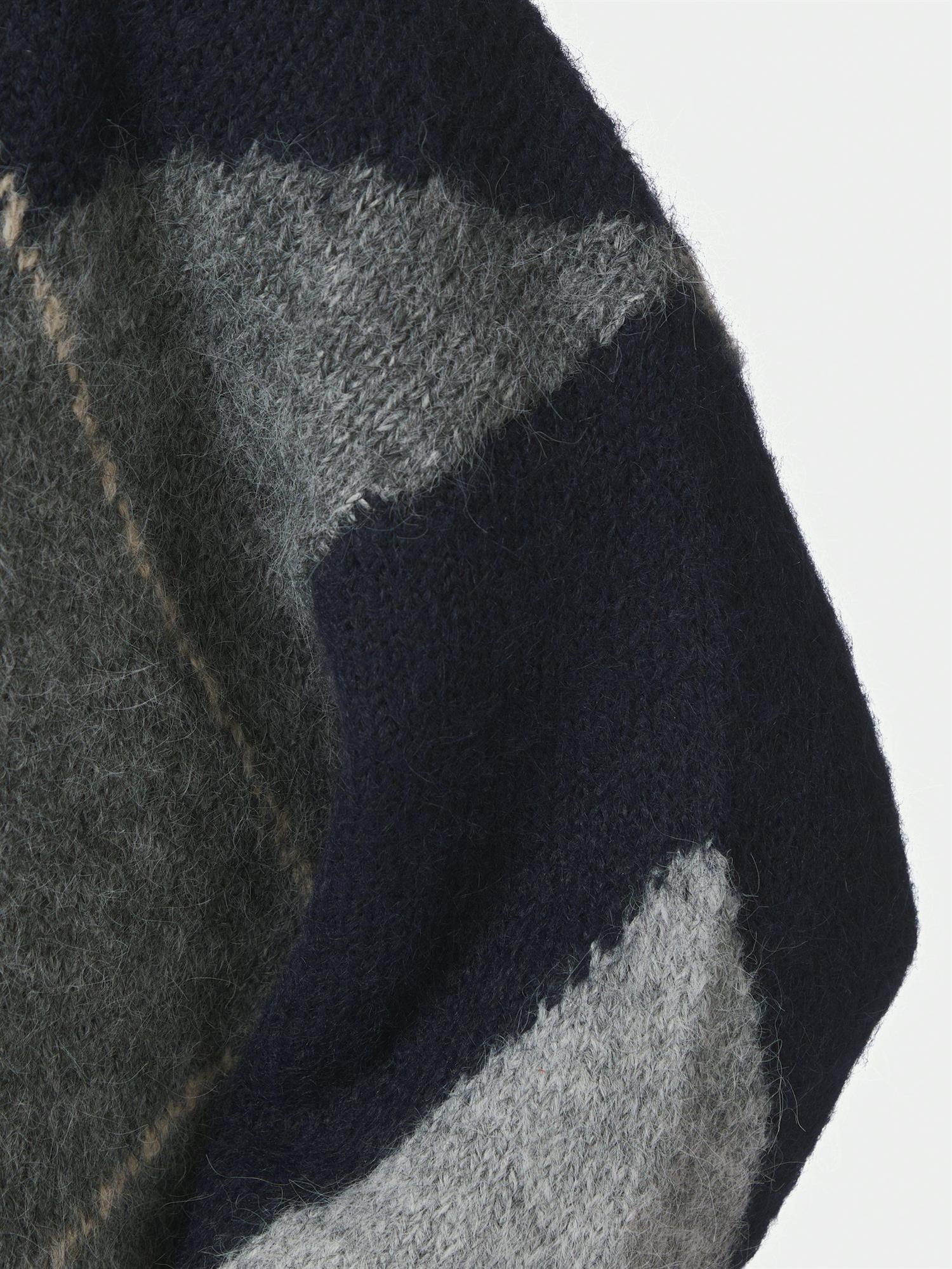 Inga Check Fluff Knit Blouse Navy