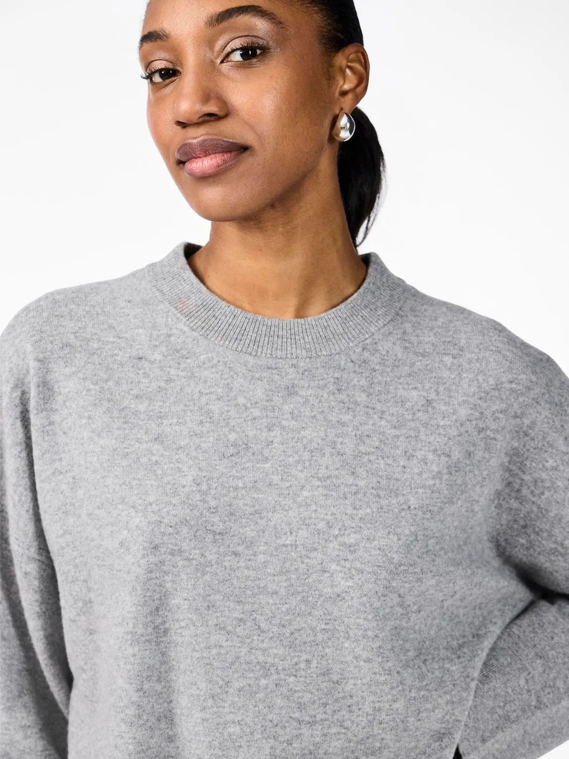 YASEMILIE ONeck Knit Pullover Light Grey Melange