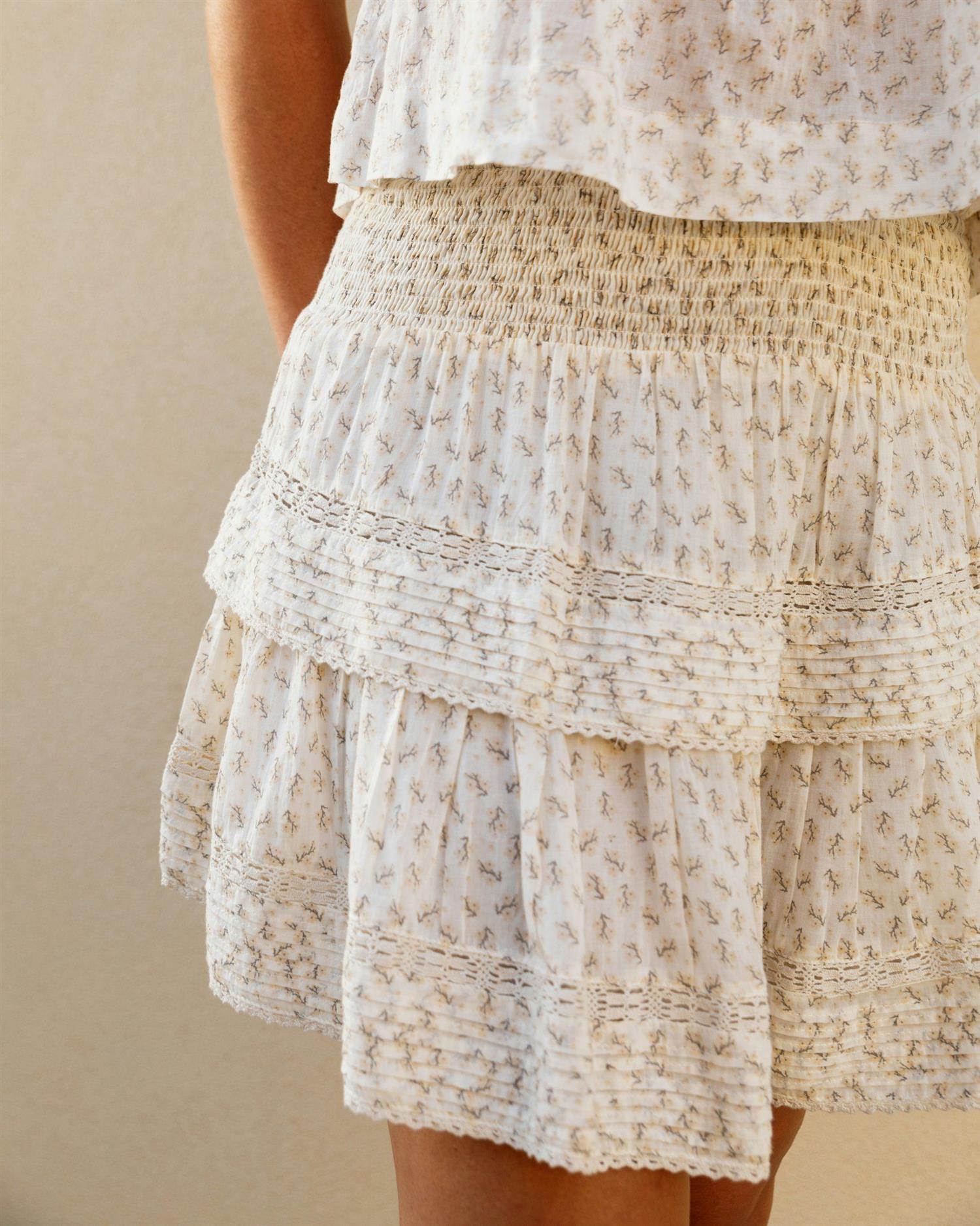 Kenia Basic Blossom Skirt Creme