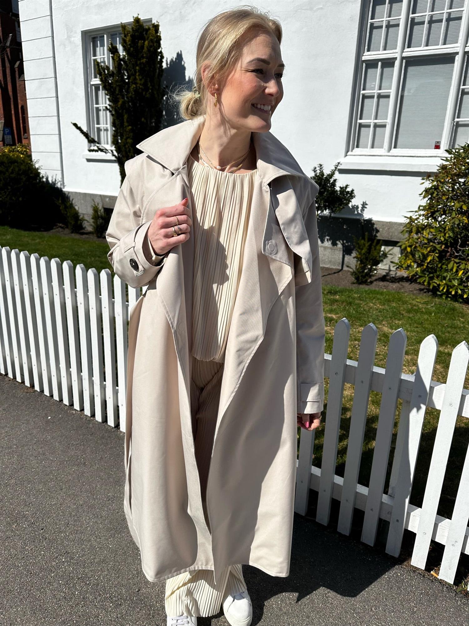 Regndråpe Trench Coat Sand