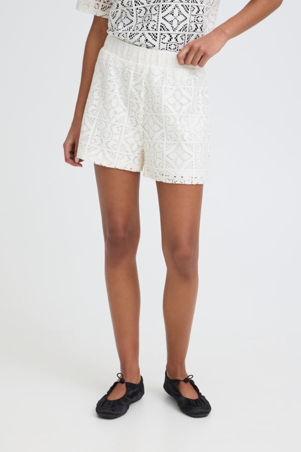 Naima Shorts Cloud Dancer
