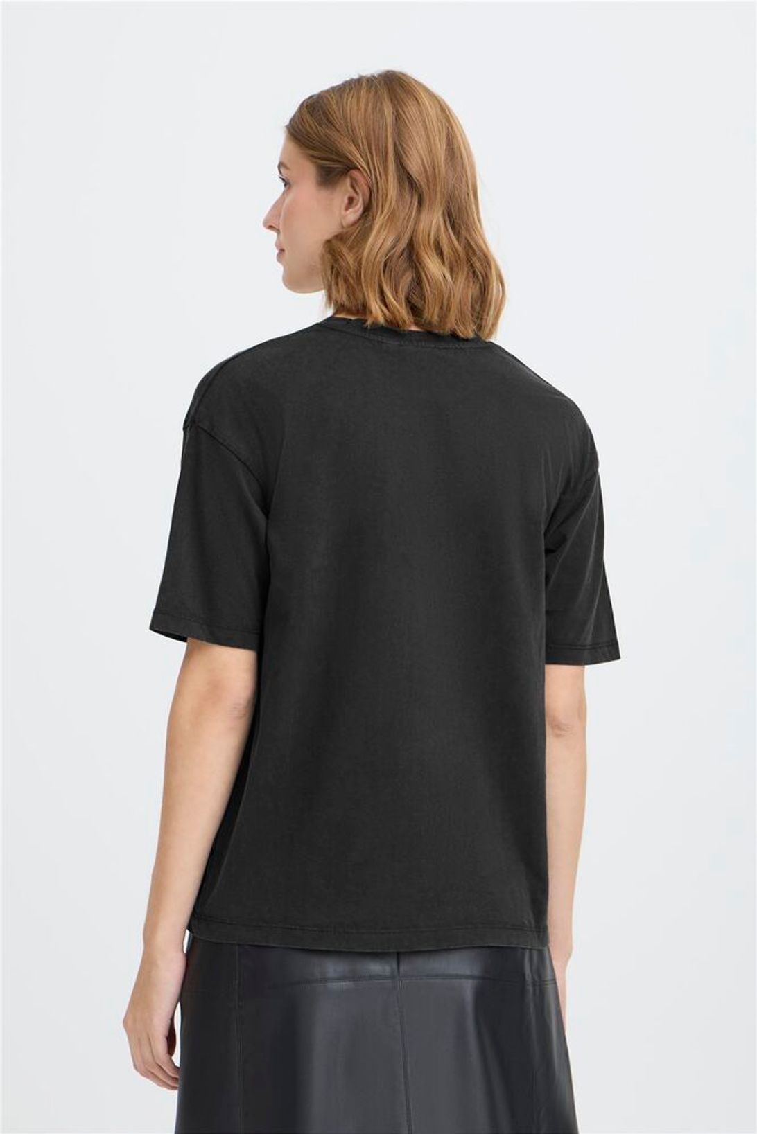 Peonie Tee Black