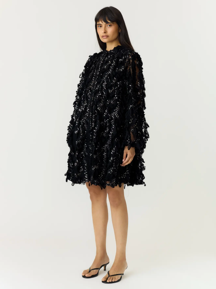 YASABELONE A-Shape Dress Black