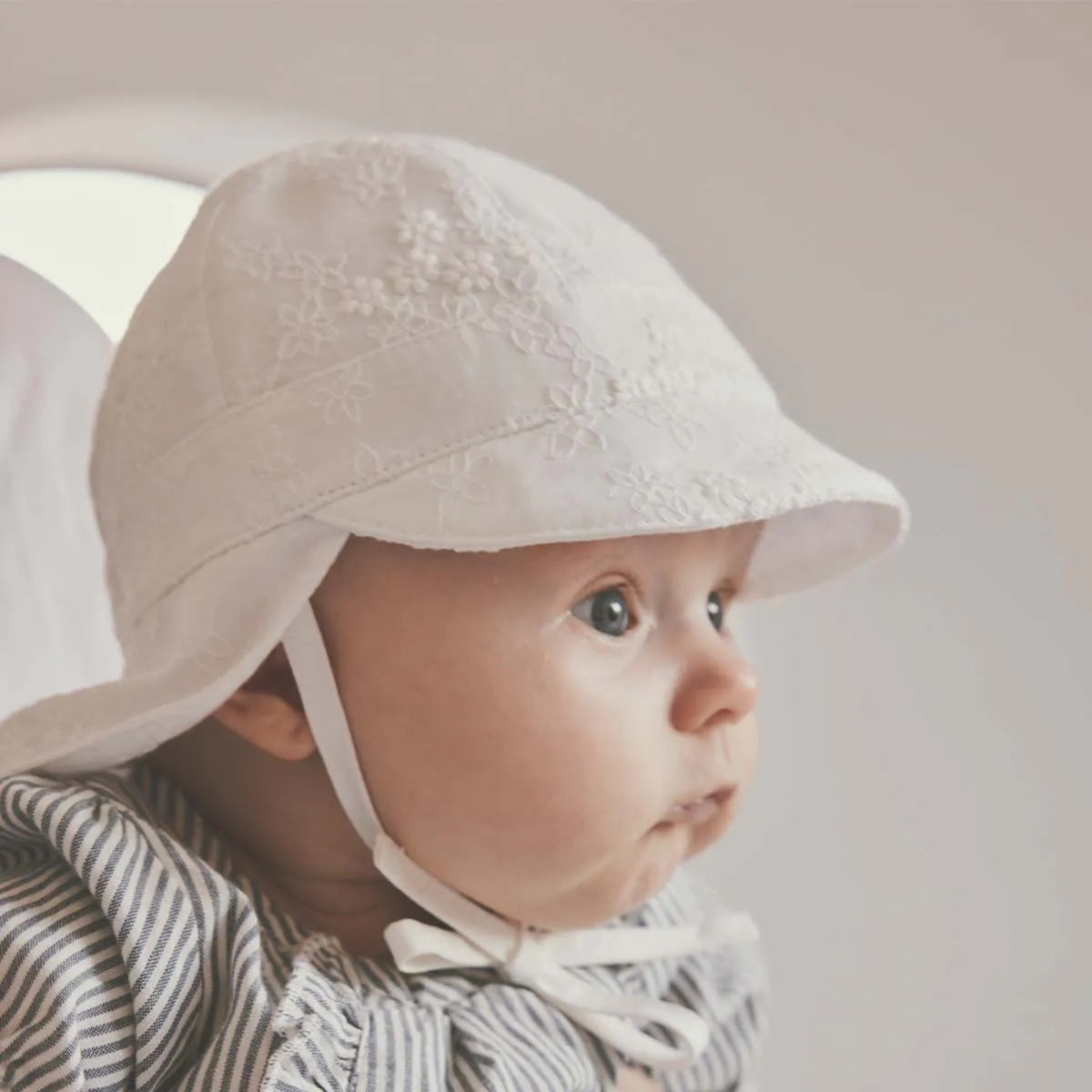 Summer Hat Embroidery Antique White