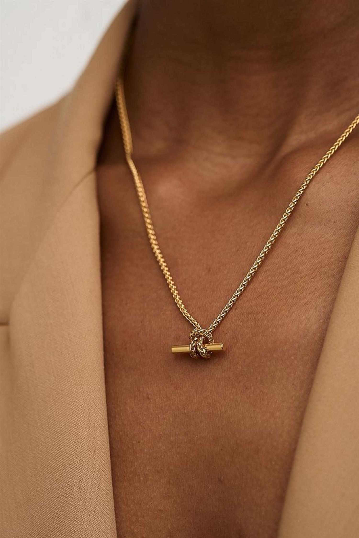 T-Bar Knot Necklace Gold