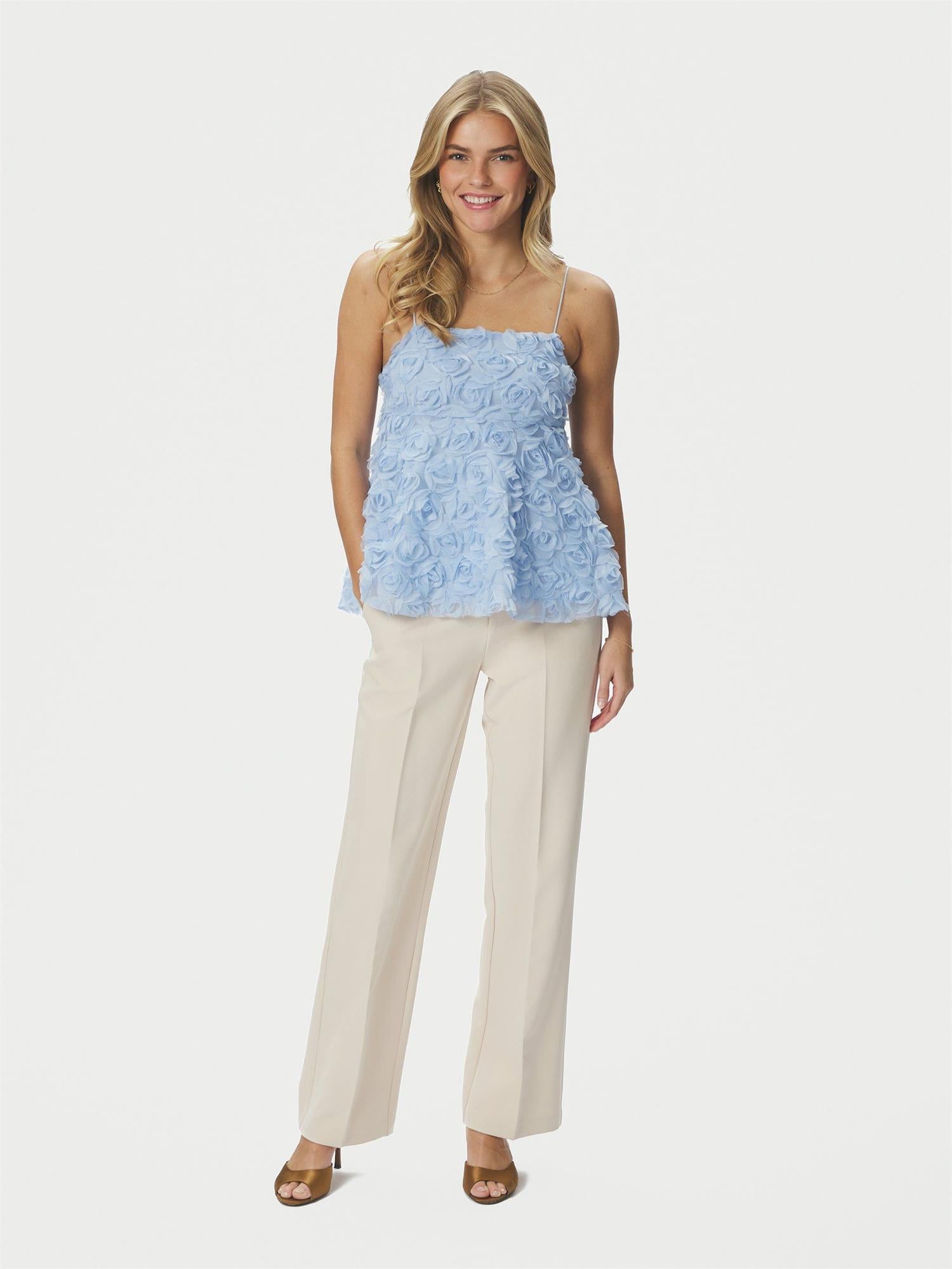 Kenli Flower Top Ligt Blue