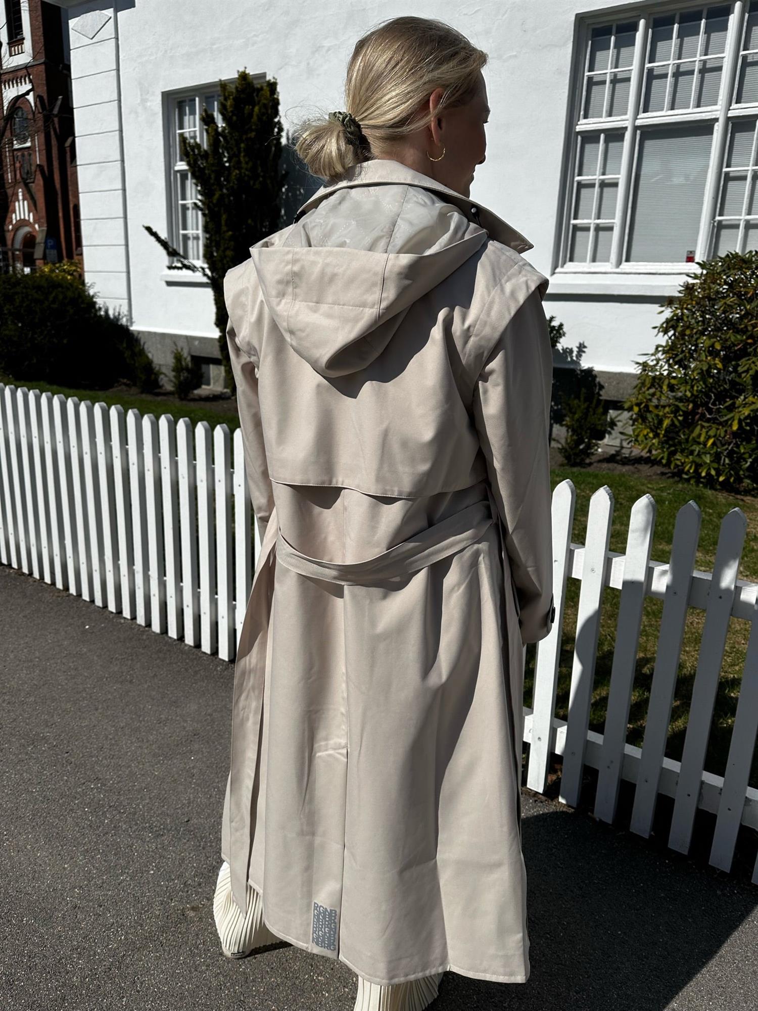 Regndråpe Trench Coat Sand