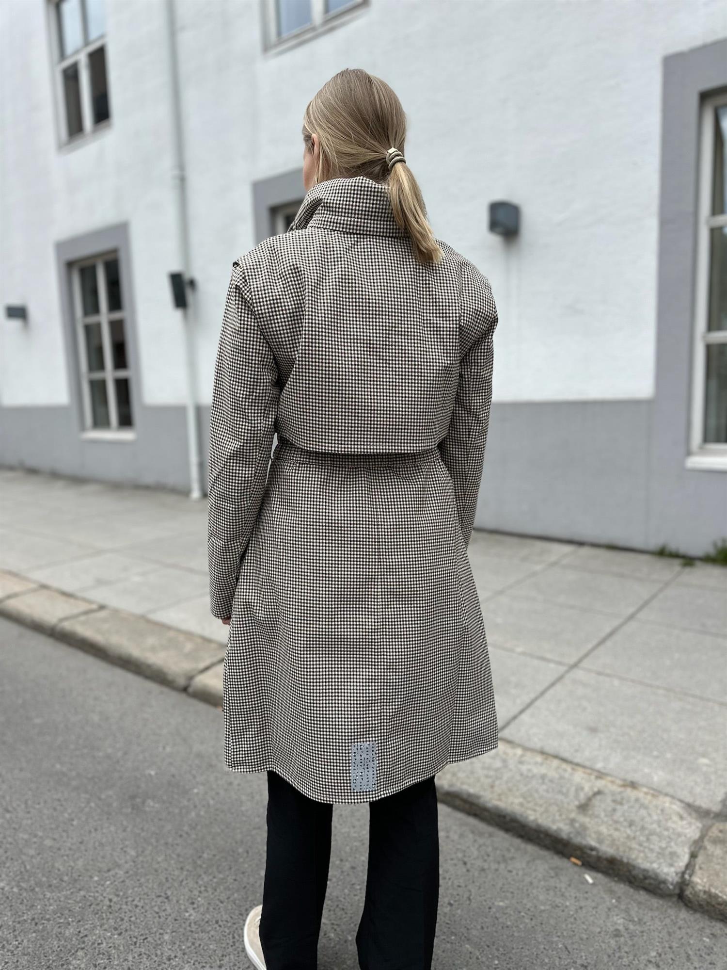 Skyet Coat Check