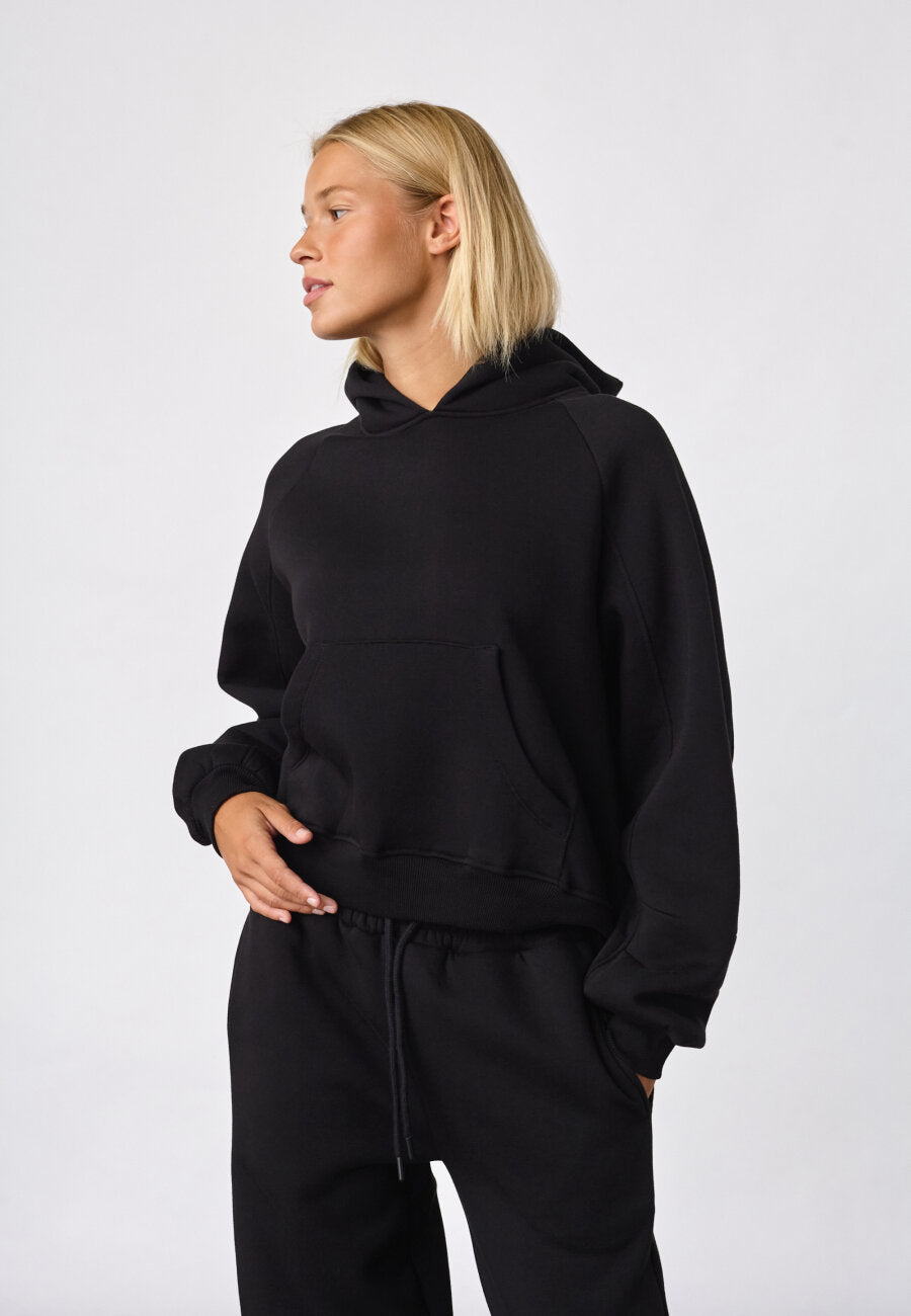 Vemia Hoodie Black