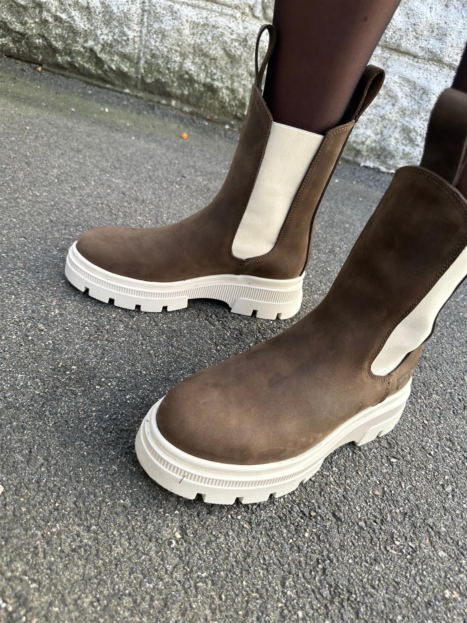 Chelsea Boot Chocolate Brown Sand