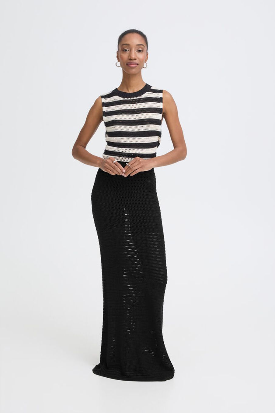 Betues Skirt Black