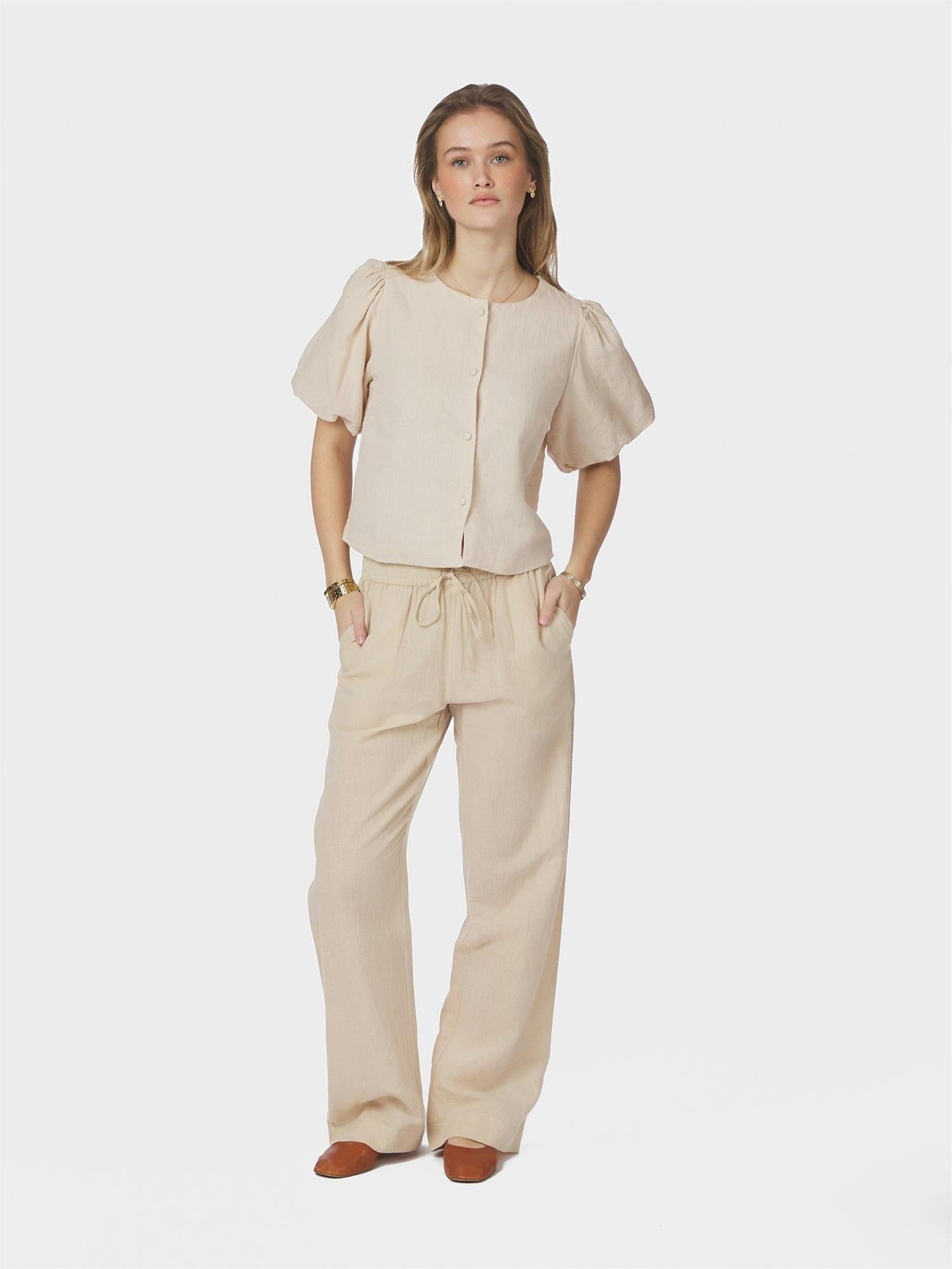 Moisa Linen Blouse Sand