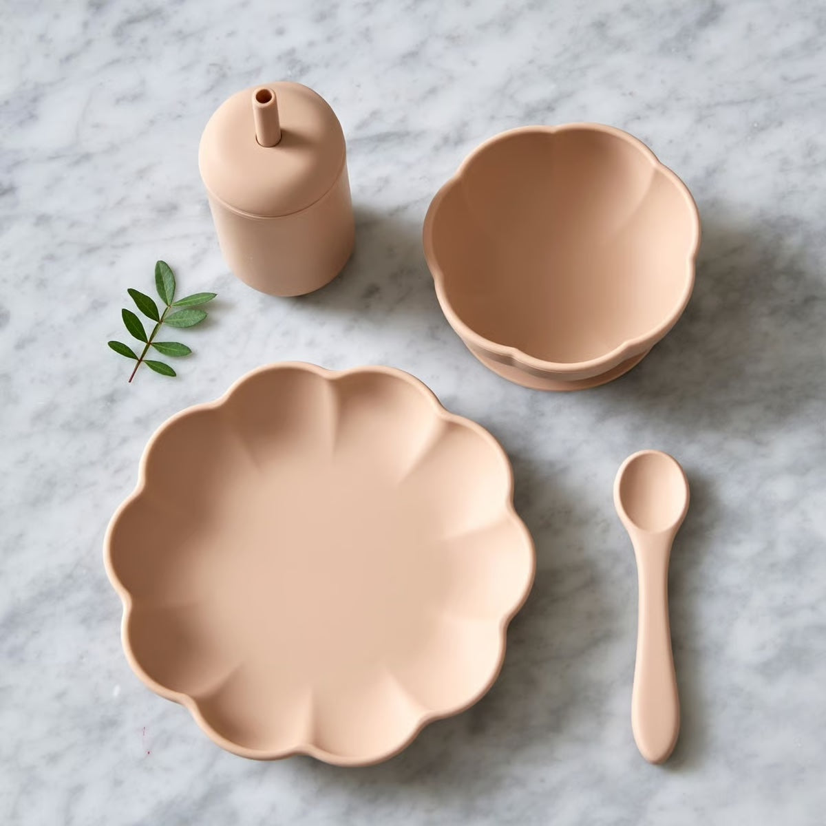 Little Poppy Dining Set Oatmeal